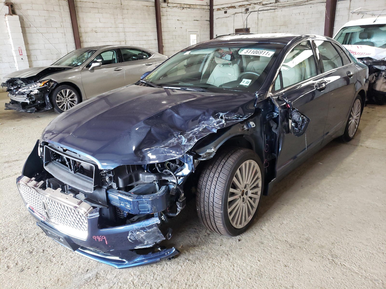 Photo 2 from auction – 2017 LINCOLN MKZ with VIN 3LN6L5F93HR645074