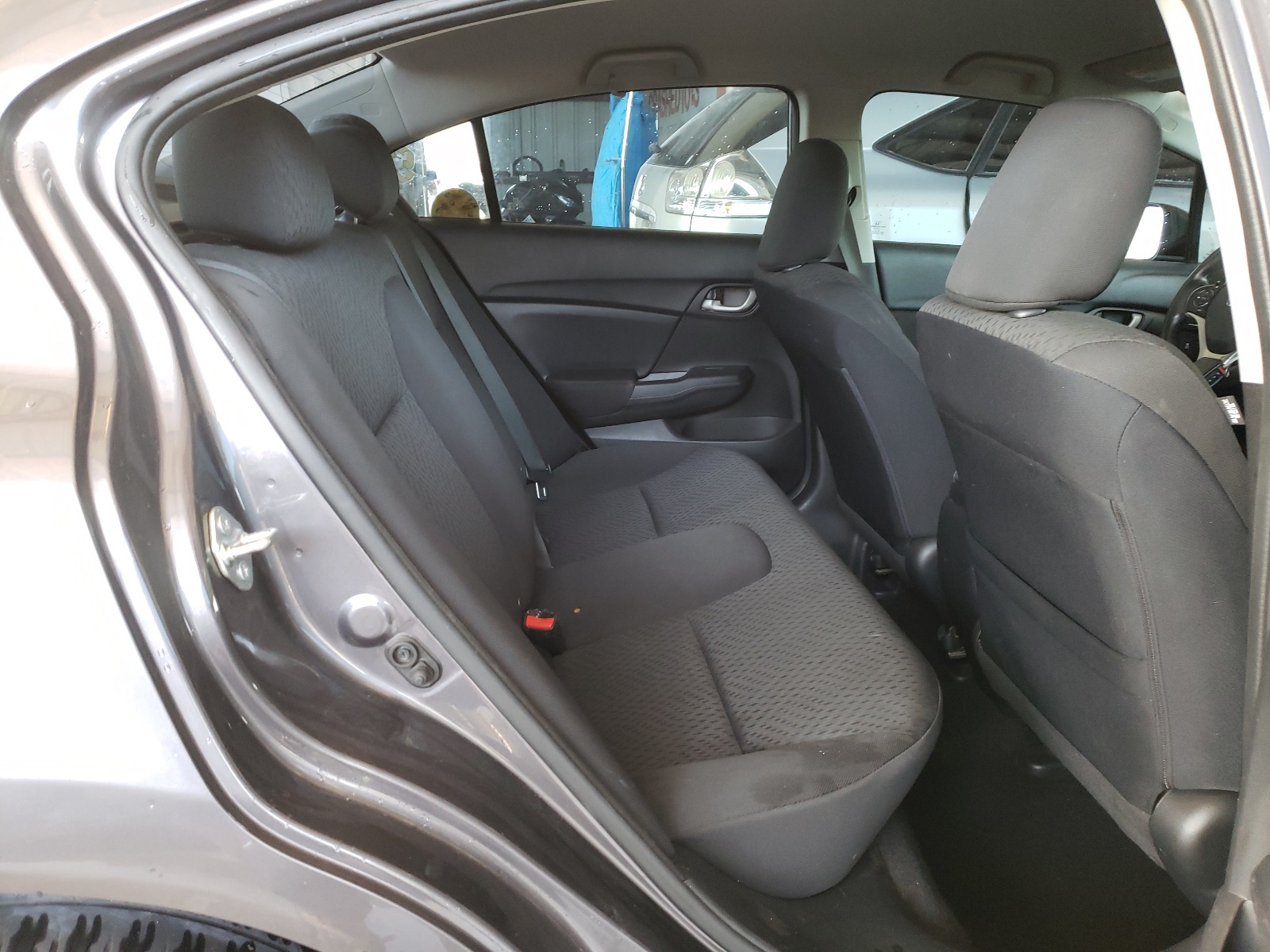 Photo 6 from auction – 2015 HONDA CIVIC LX with VIN 19XFB2F59FE227996