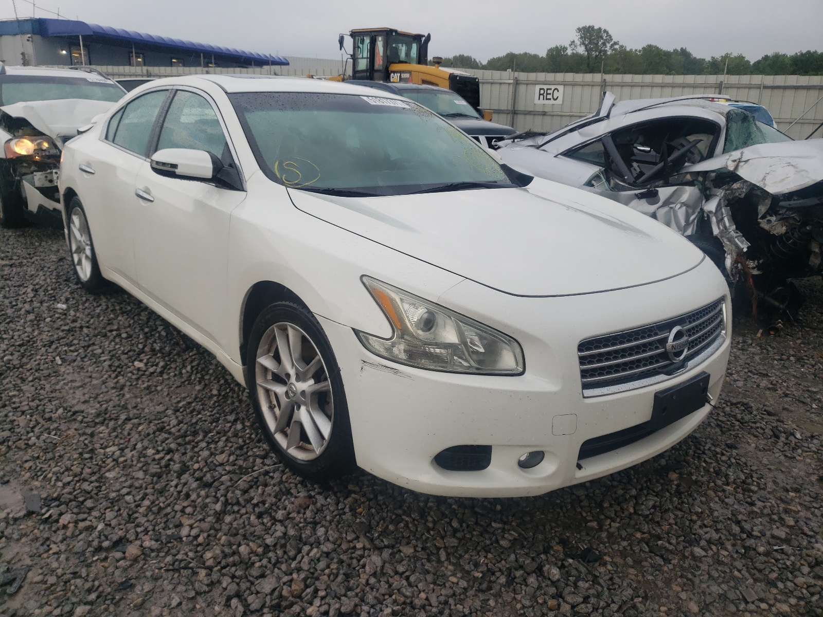 NISSAN MAXIMA S 2011 с VIN 1N4AA5APXBC864636 - Фото с аукциона