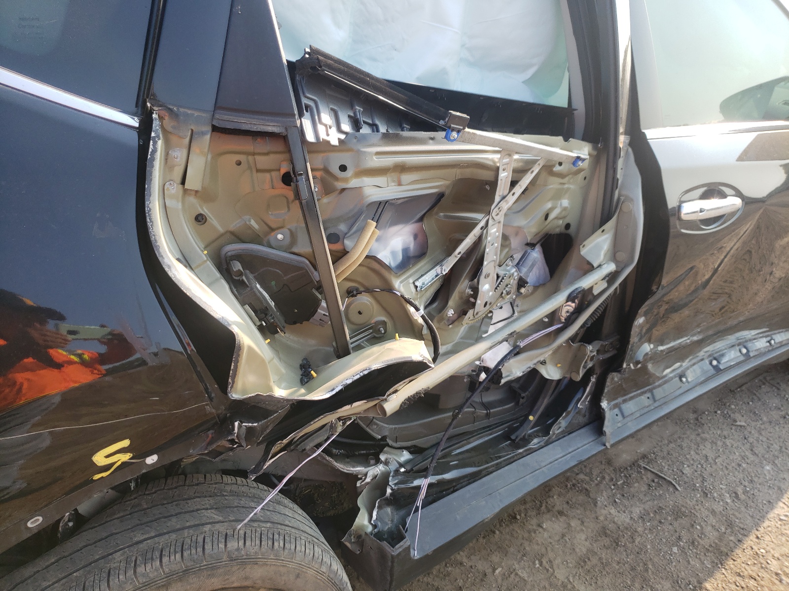 Photo 9 from auction – 2016 NISSAN ROGUE S with VIN 5N1AT2MV7GC919396