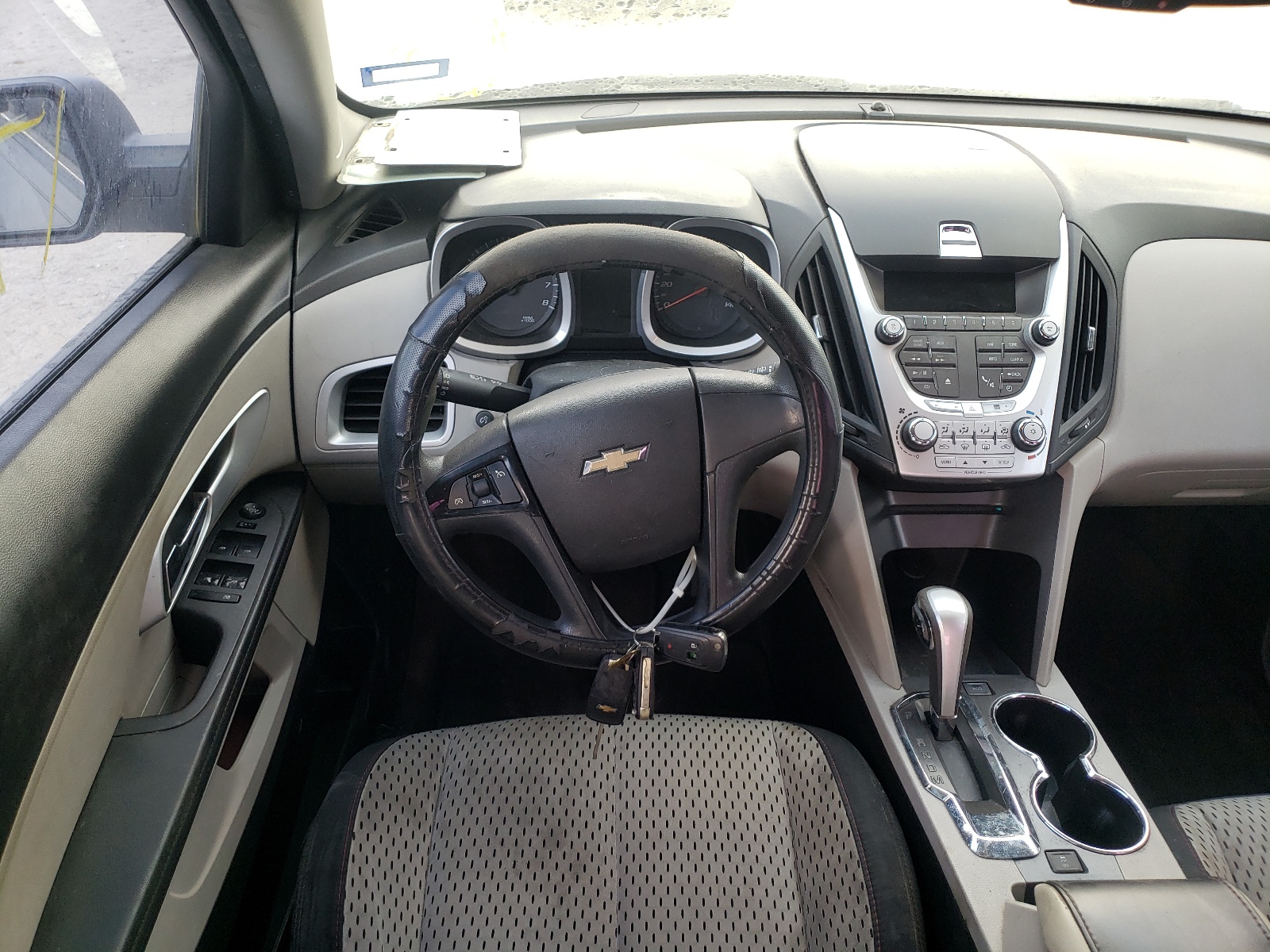 Photo 9 from auction – 2010 CHEVROLET EQUINOX LS with VIN 2CNALBEW5A6351897