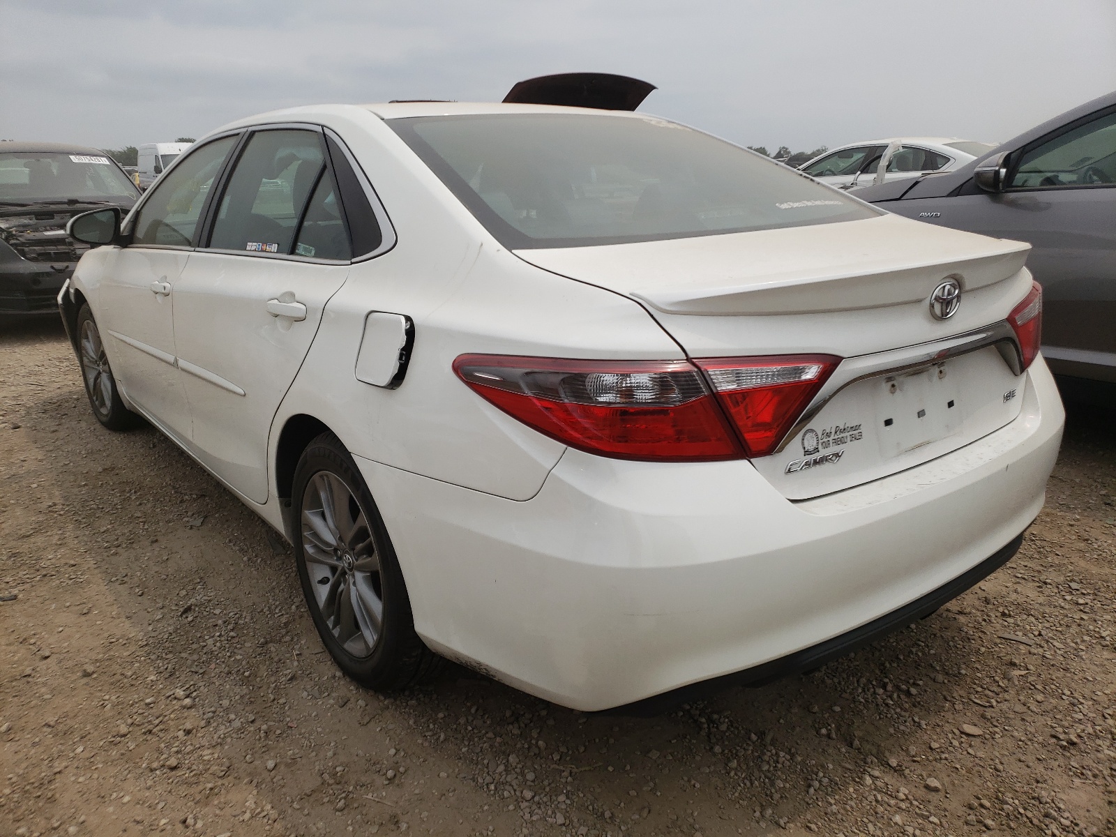 Photo 3 from auction – 2015 TOYOTA CAMRY LE with VIN 4T1BF1FK3FU043587