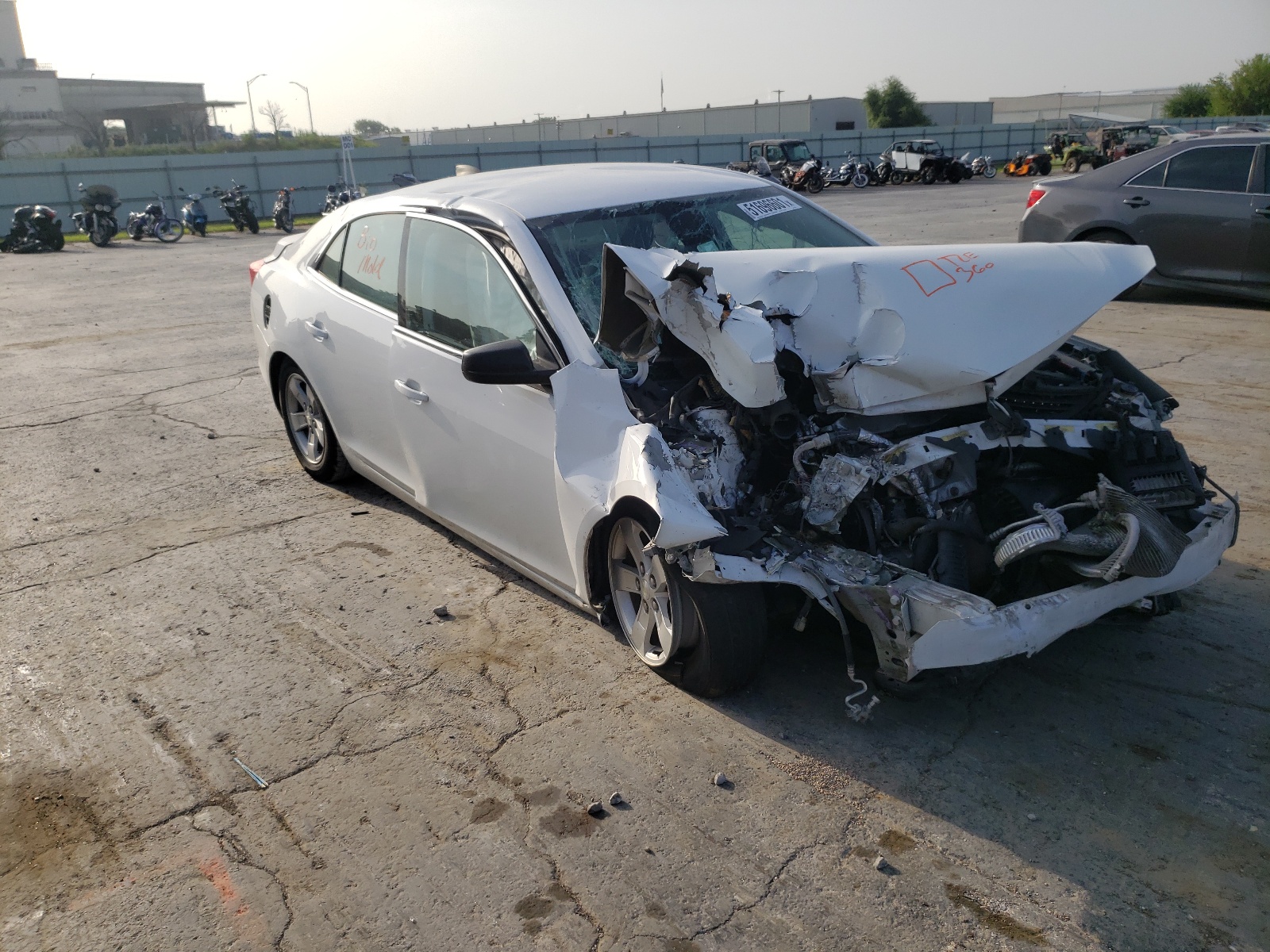 Photo 1 from auction – 2015 CHEVROLET MALIBU LS with VIN 1G11B5SL9FF305854
