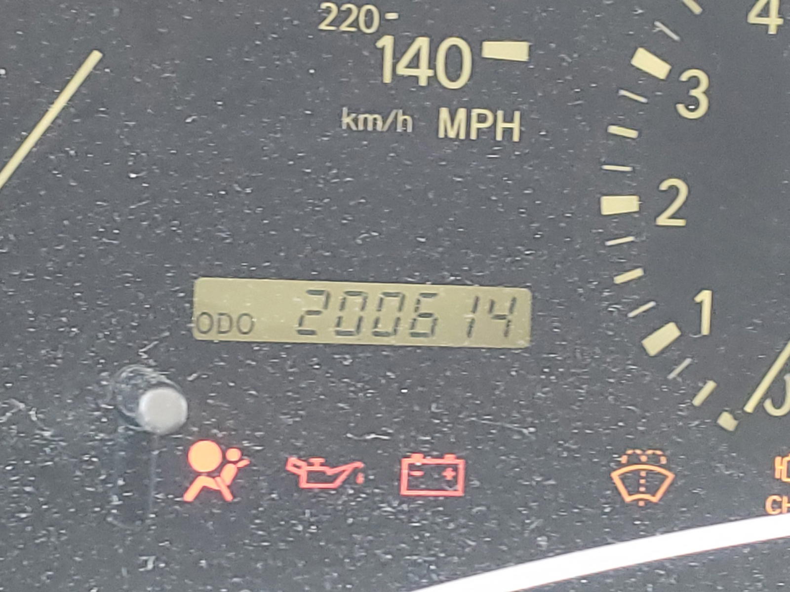 Photo 8 from auction – 2000 LEXUS RX 300 with VIN JT6GF10U1Y0065478