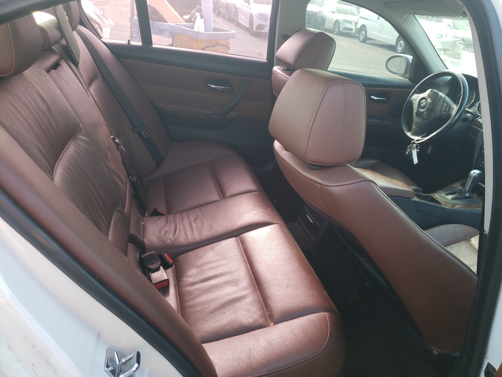 Photo 6 from auction – 2006 BMW 325XI with VIN WBAVD13526KV13204