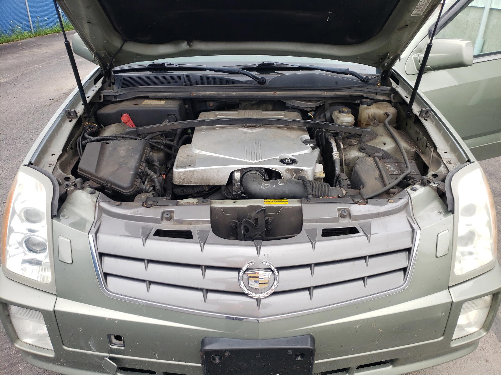 Photo 7 from auction – 2004 CADILLAC SRX with VIN 1GYEE637740163280