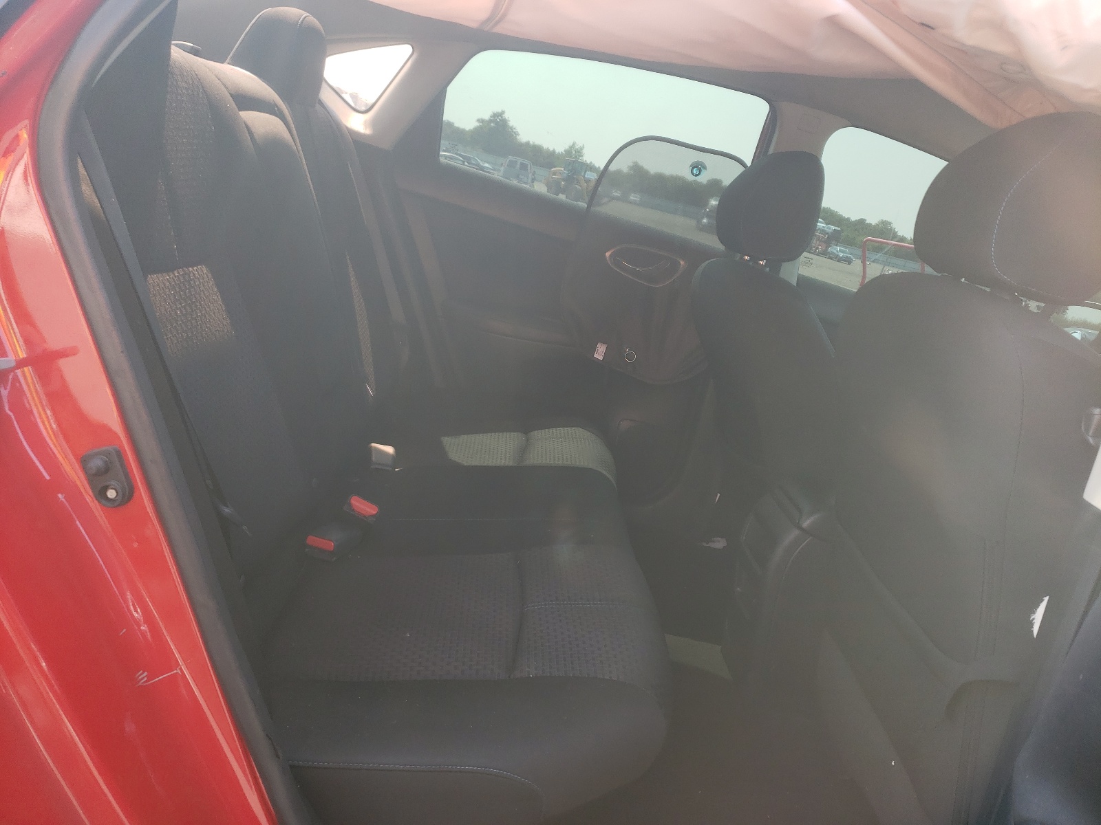 Photo 6 from auction – 2016 NISSAN SENTRA S with VIN 3N1AB7AP4GY339057