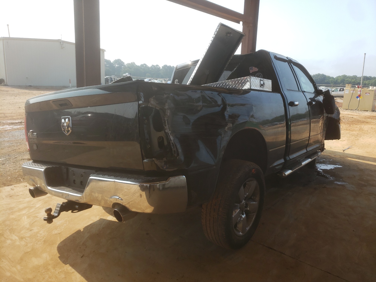 Photo 4 from auction – 2016 RAM 1500 SLT with VIN 1C6RR6GT6GS269139