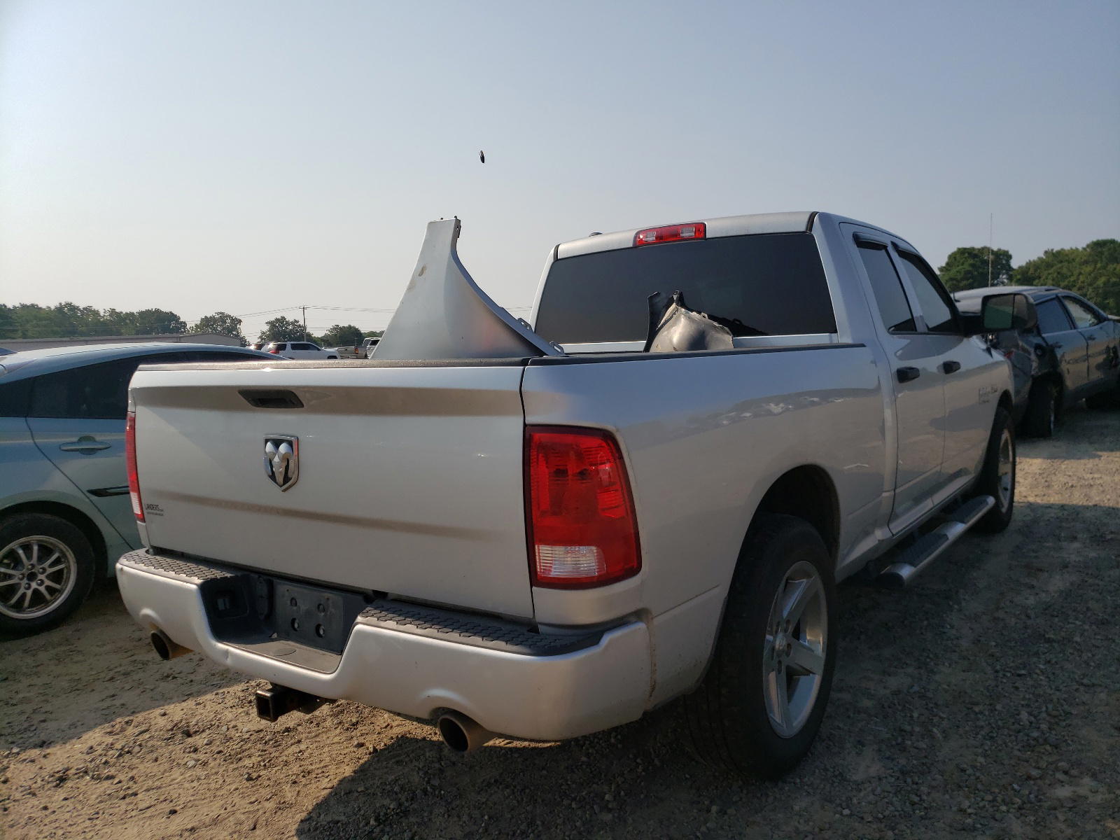 Photo 4 from auction – 2016 RAM 1500 ST with VIN 1C6RR6FT3GS324289