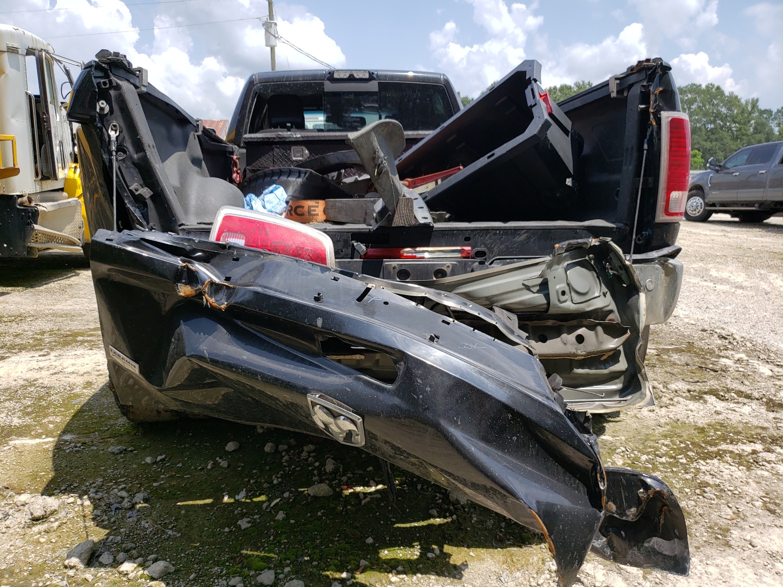 Photo 10 from auction – 2017 RAM 3500 LARAM with VIN 3C63RRJL5HG791155