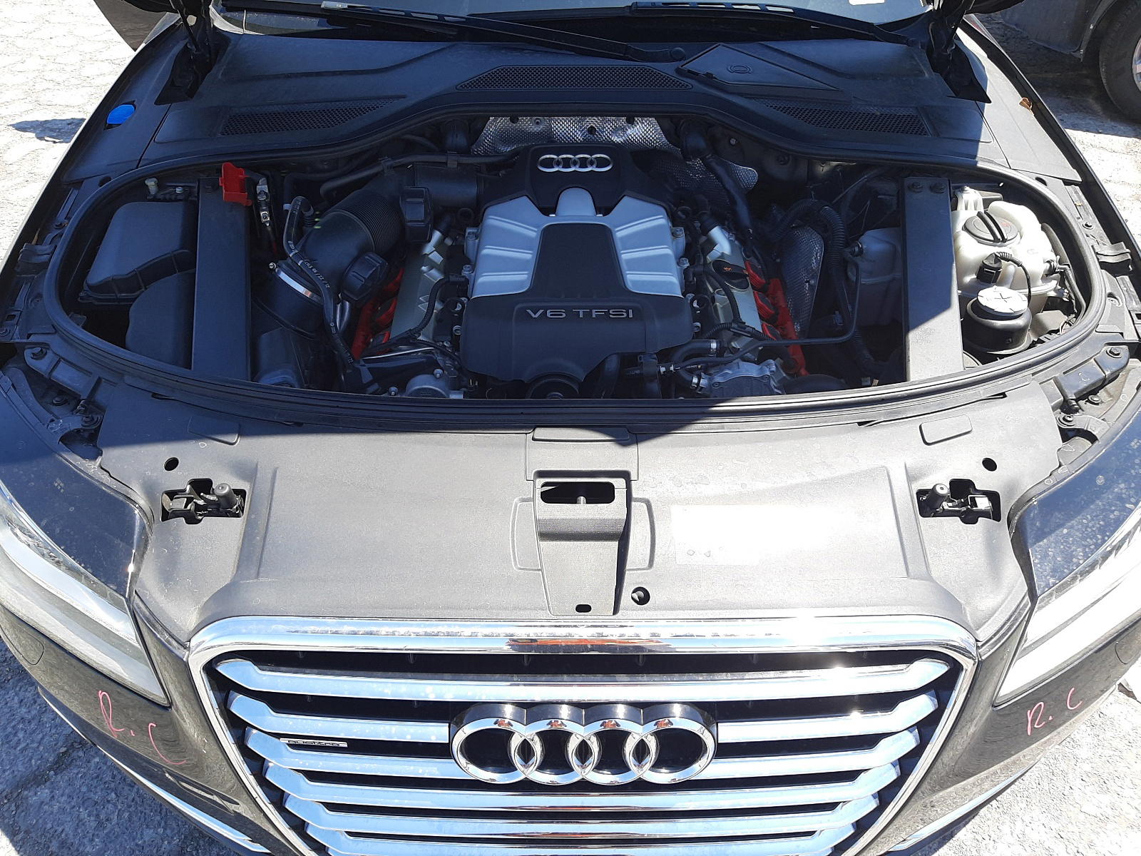 Photo 7 from auction – 2013 AUDI A8 L QUATT with VIN WAURGAFD1DN007371
