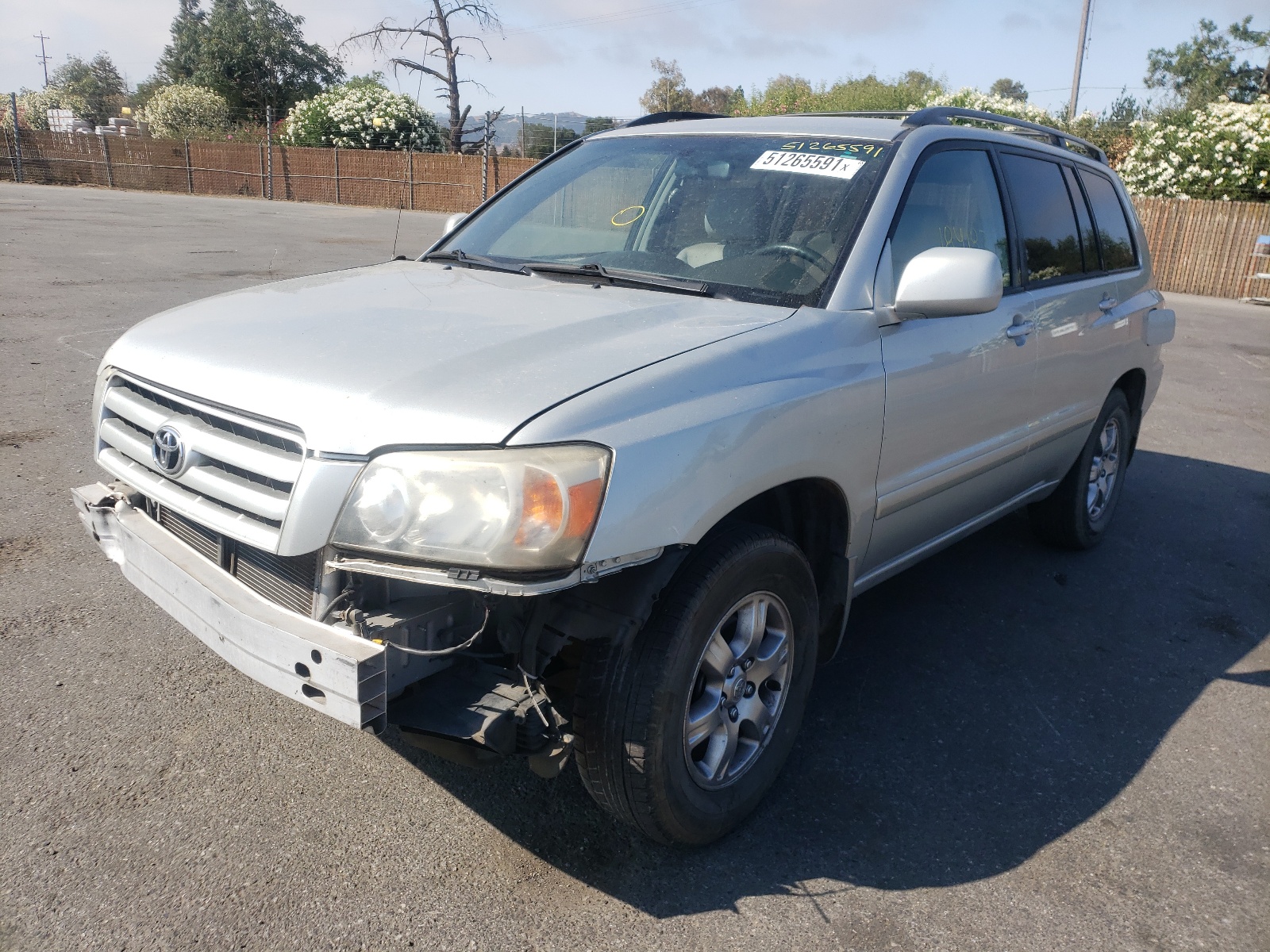 صورة رقم 2 من المزاد - 2005 TOYOTA HIGHLANDER مع VIN JTEGP21A850050905