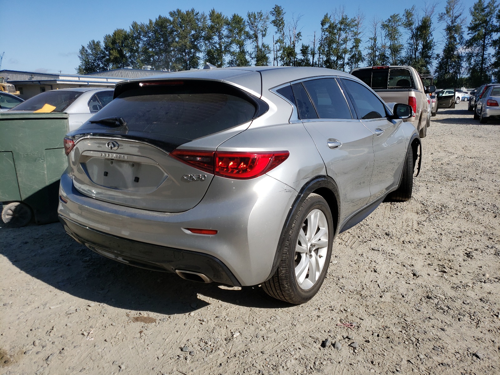Photo 4 from auction – 2019 INFINITI QX30 BASE with VIN SJKCH5CP8KA011981