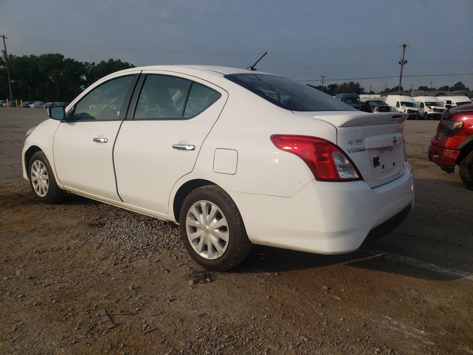 Photo 3 from auction – 2018 NISSAN VERSA S with VIN 3N1CN7AP7JL833742