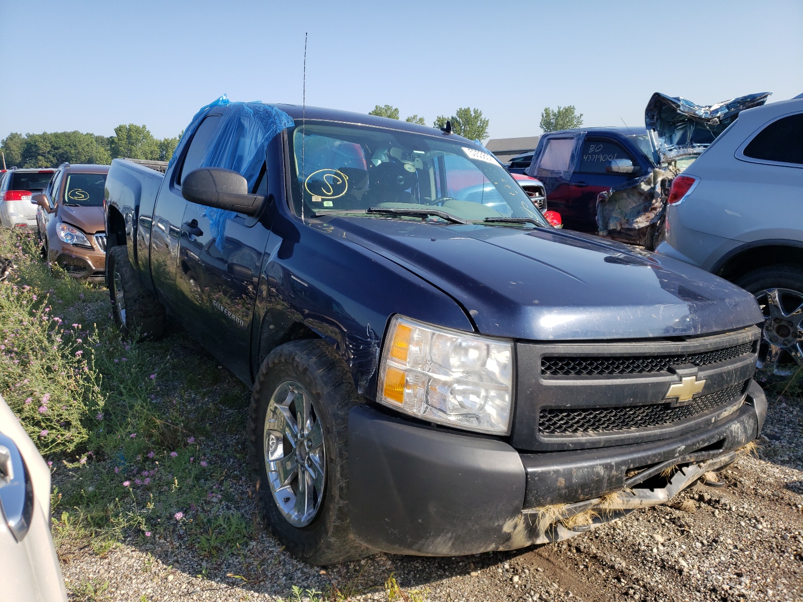 CHEVROLET SILVERADO 2011 with VIN 1GCRKPEA5BZ196690 - Photo from auction