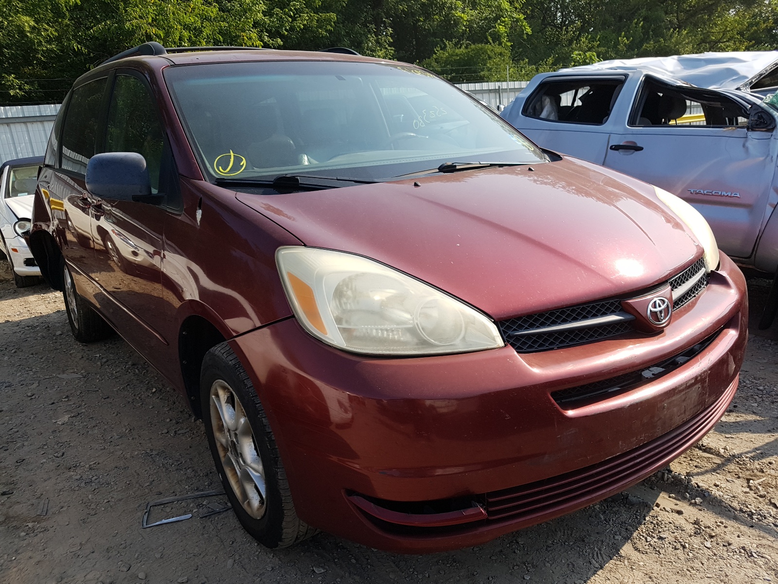 Photo 1 from auction – 2005 TOYOTA SIENNA with VIN 5TDBA23C25S031763