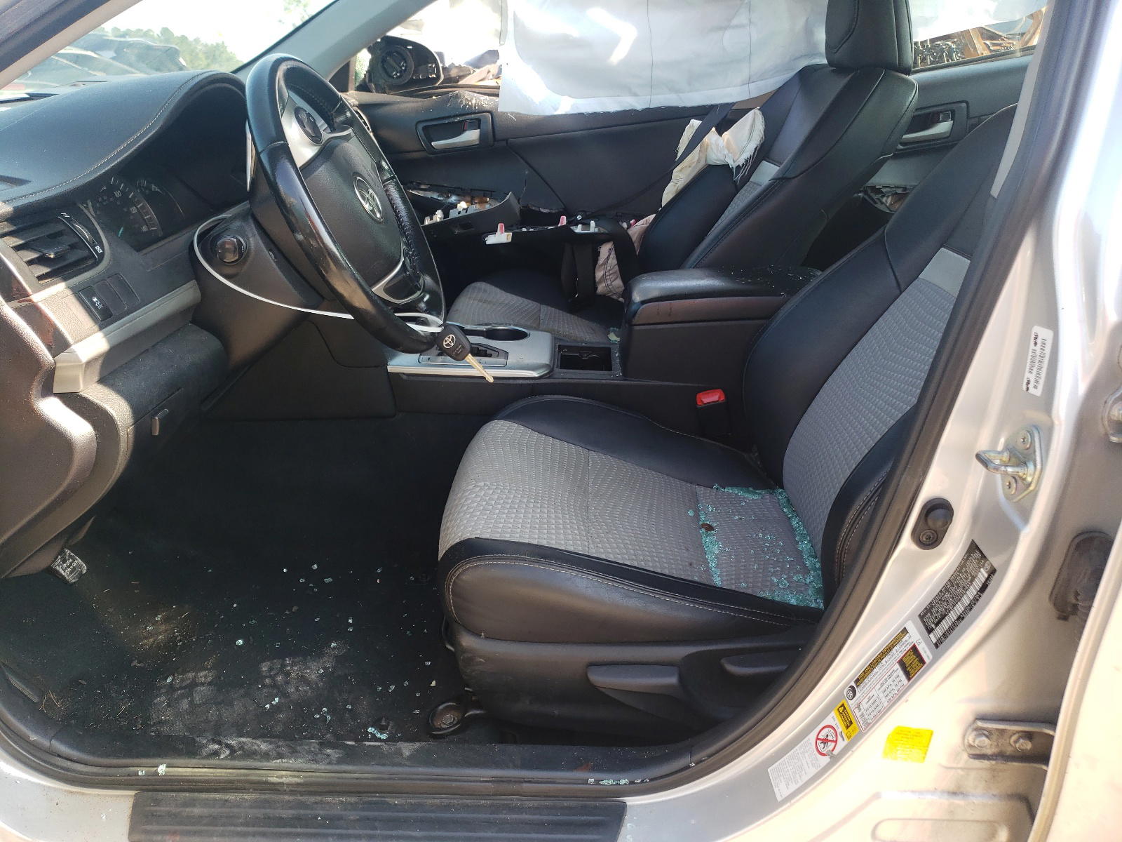 Photo 5 from auction – 2014 TOYOTA CAMRY L with VIN 4T1BF1FK7EU367883