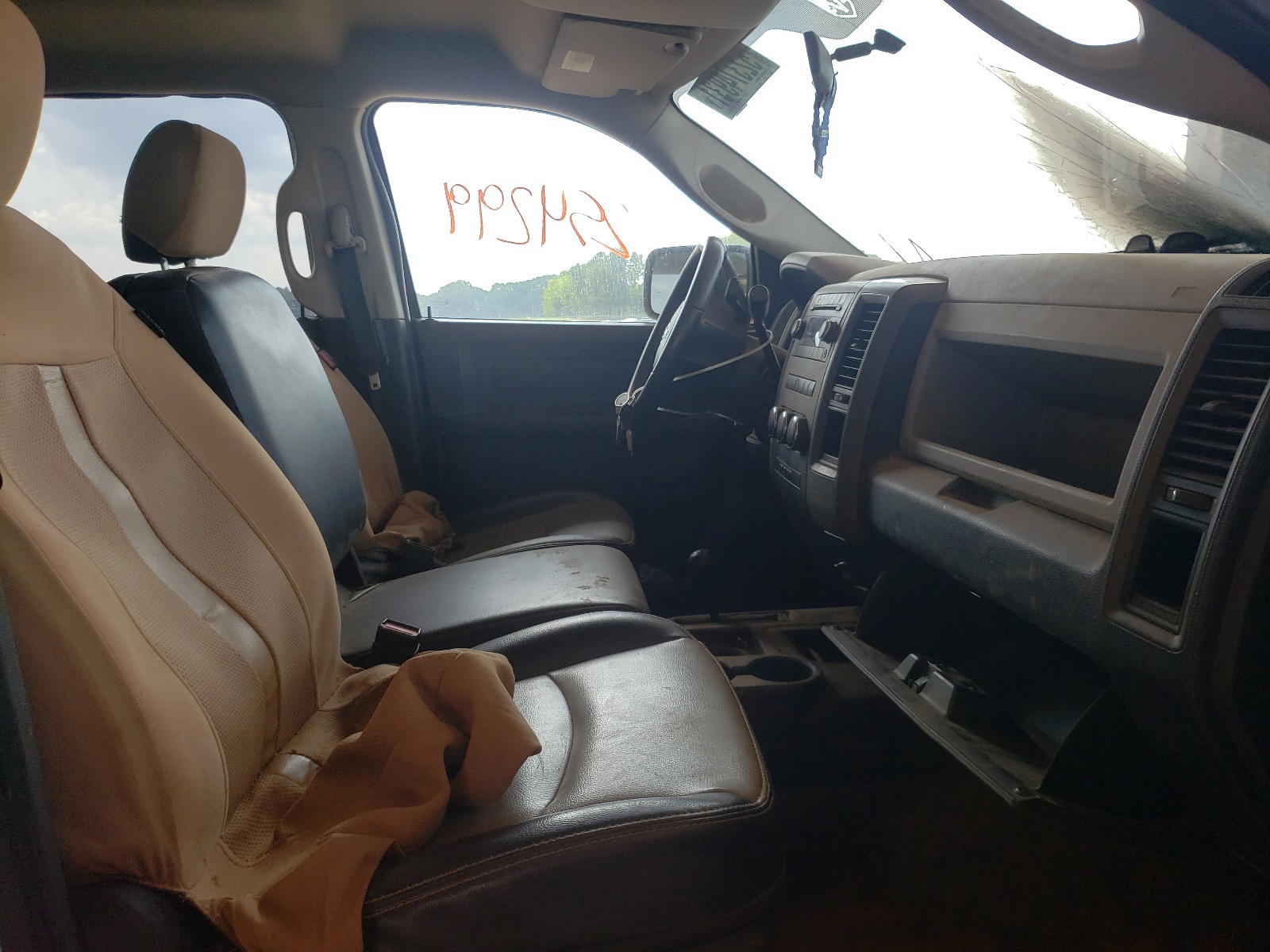 Photo 5 from auction – 2011 DODGE RAM 2500 with VIN 3D7UT2CL0BG613637