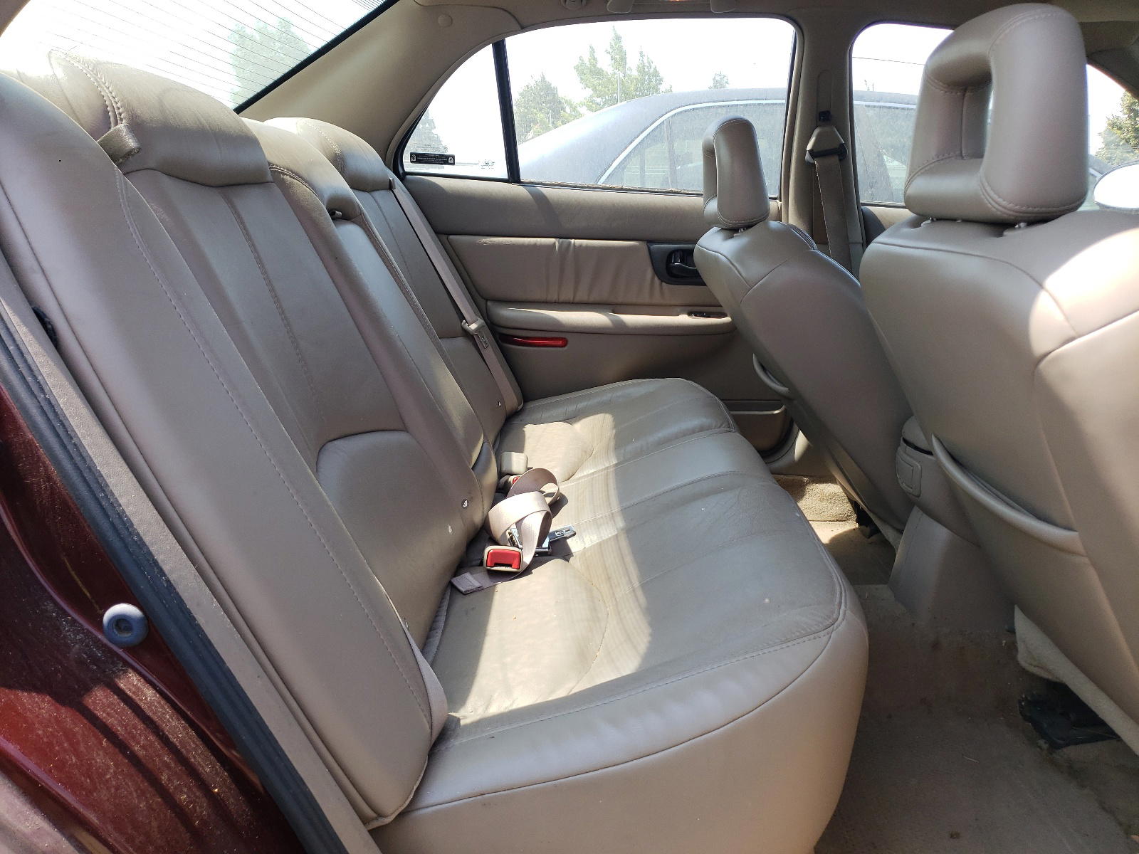 Photo 6 from auction – 2002 BUICK REGAL LS with VIN 2G4WB55KX21215416
