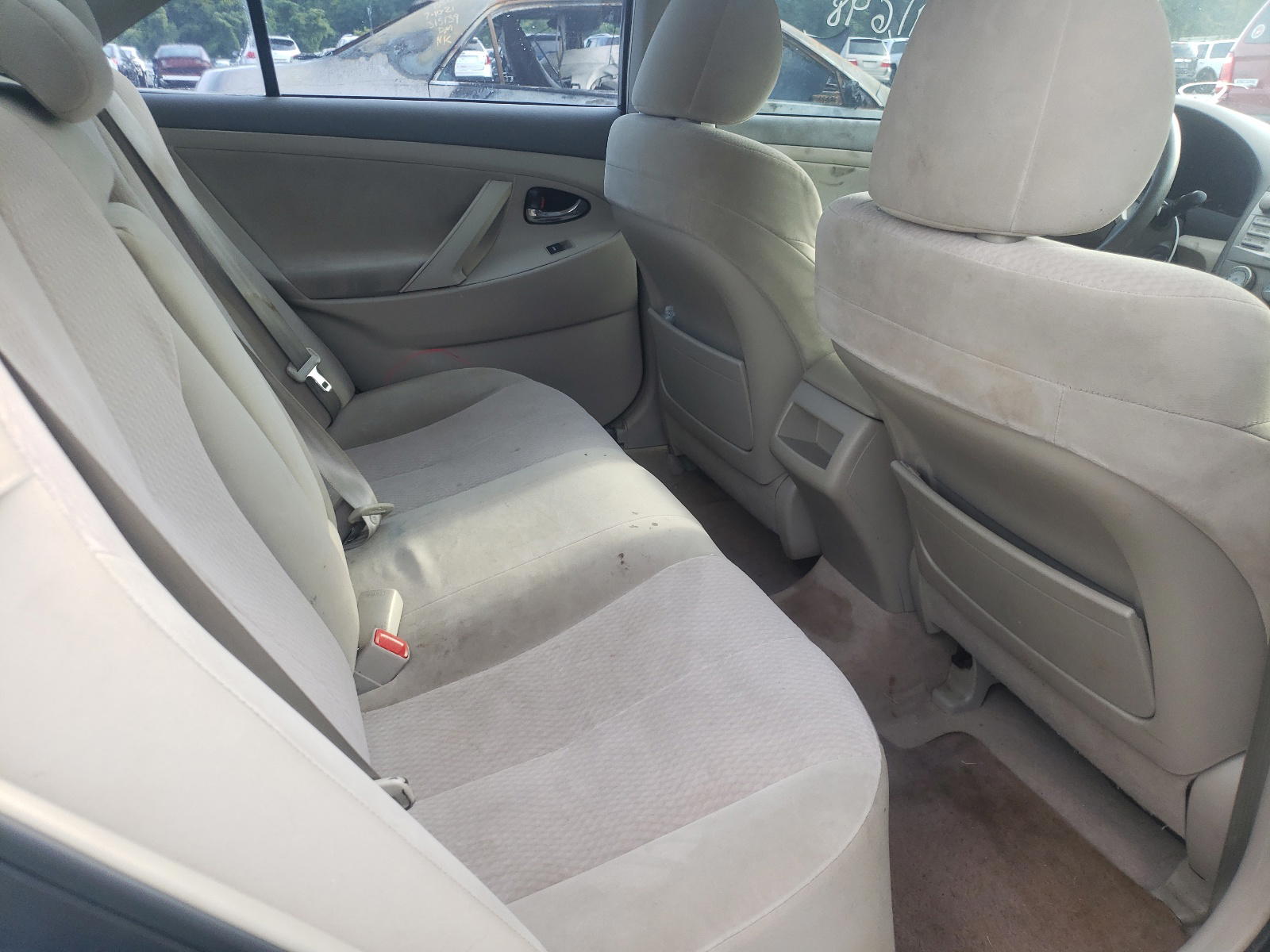 Photo 6 from auction – 2011 TOYOTA CAMRY BASE with VIN 4T1BF3EK3BU152686