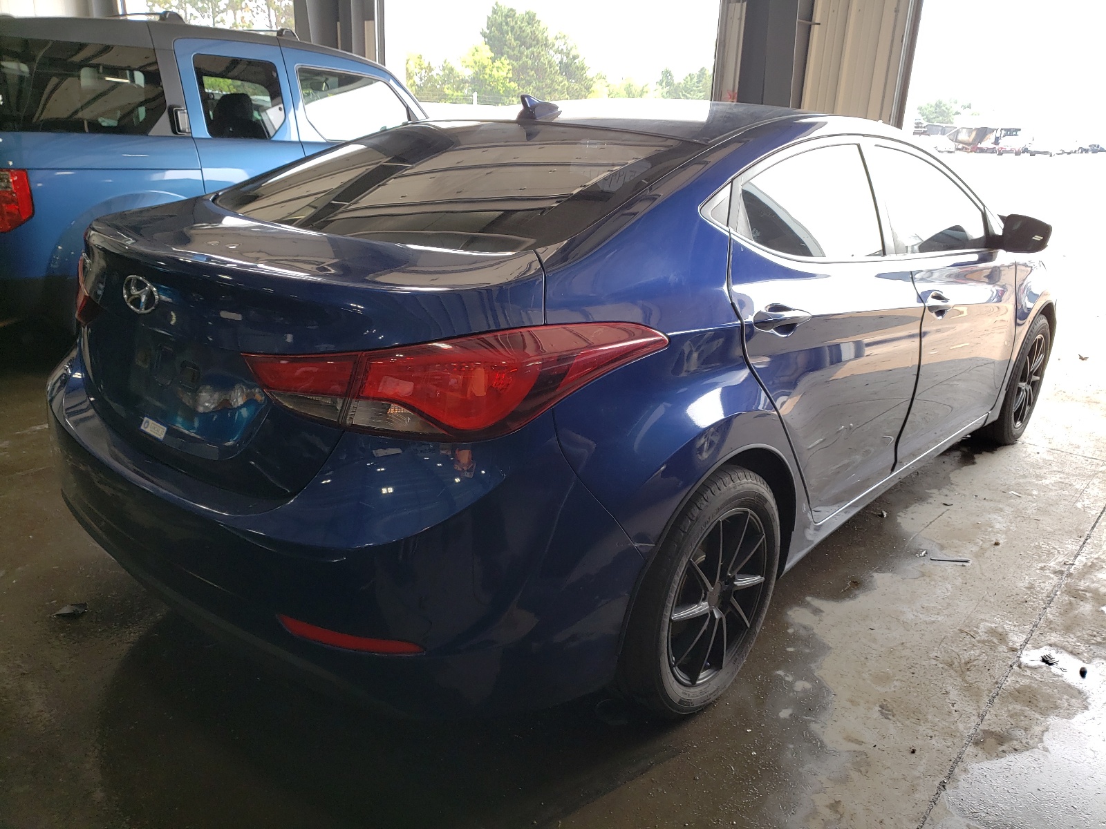 Photo 4 from auction – 2016 HYUNDAI ELANTRA SE with VIN 5NPDH4AE6GH718158