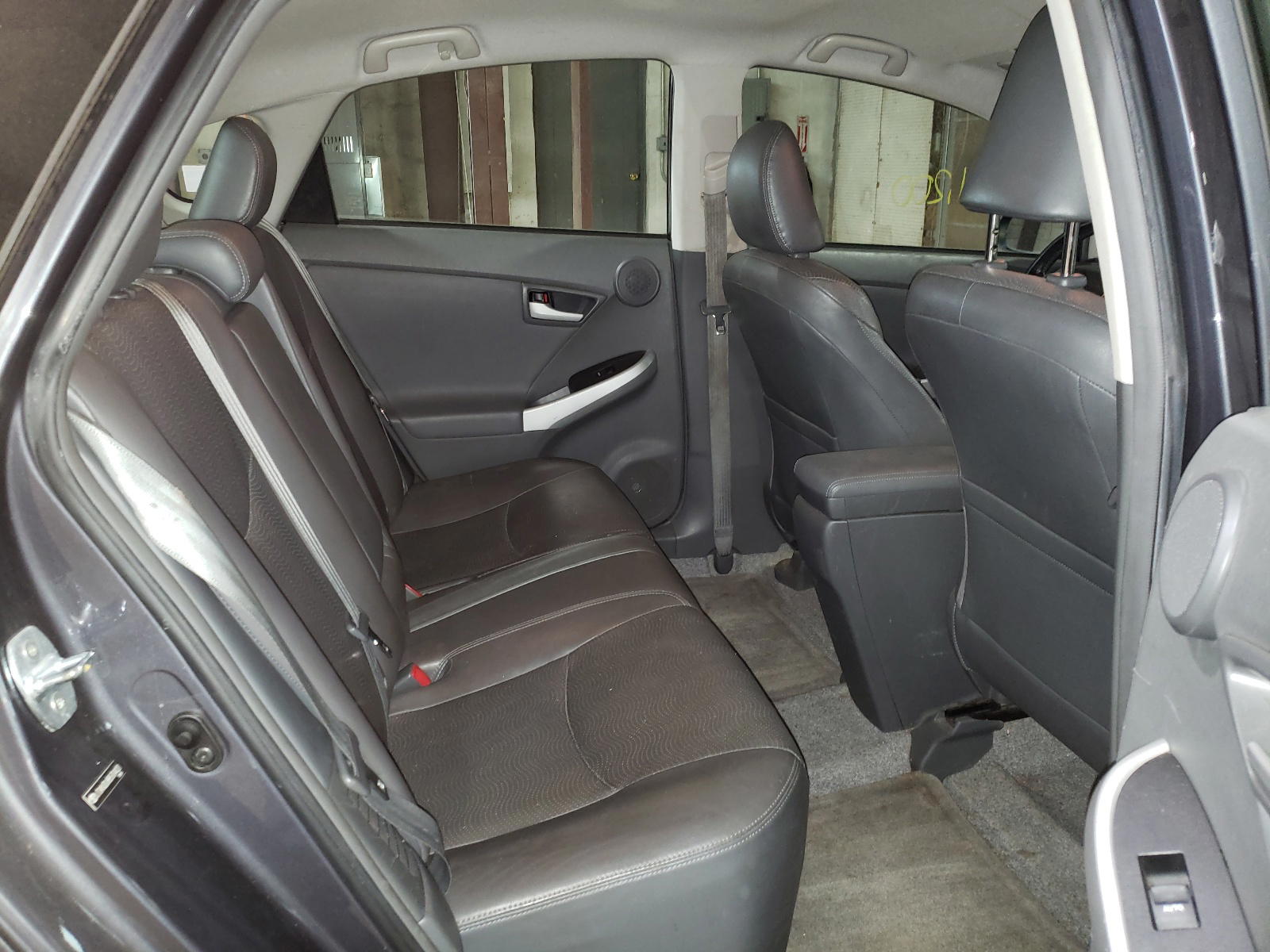 Photo 6 from auction – 2012 TOYOTA PRIUS with VIN JTDKN3DU8B5304420