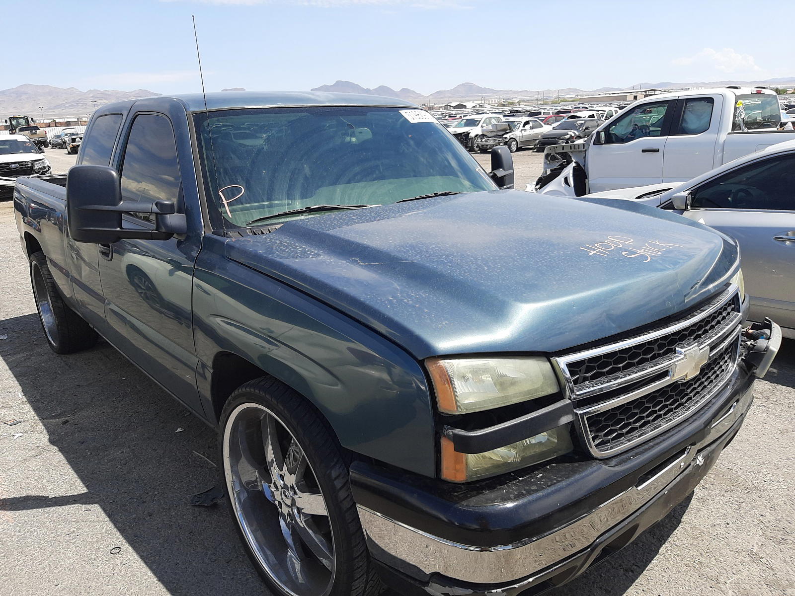 CHEVROLET SILVERADO 2007 with VIN 1GCEC19X57Z127240 - Photo from auction