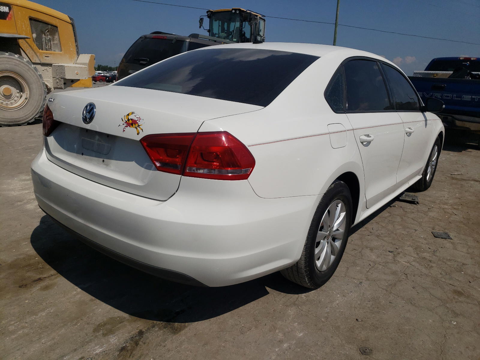 Photo 4 from auction – 2012 VOLKSWAGEN PASSAT S with VIN 1VWAP7A32CC075588