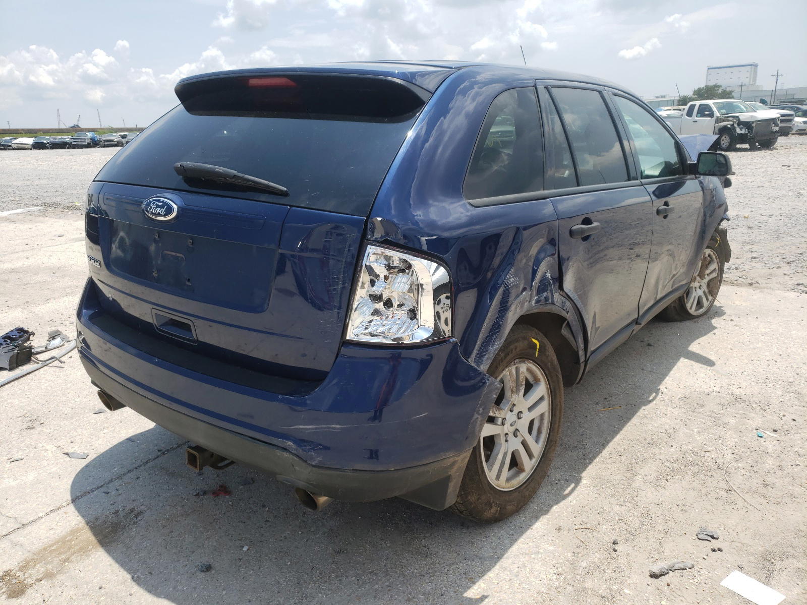 Photo 4 from auction – 2012 FORD EDGE SE with VIN 2FMDK3GC5CBA61128