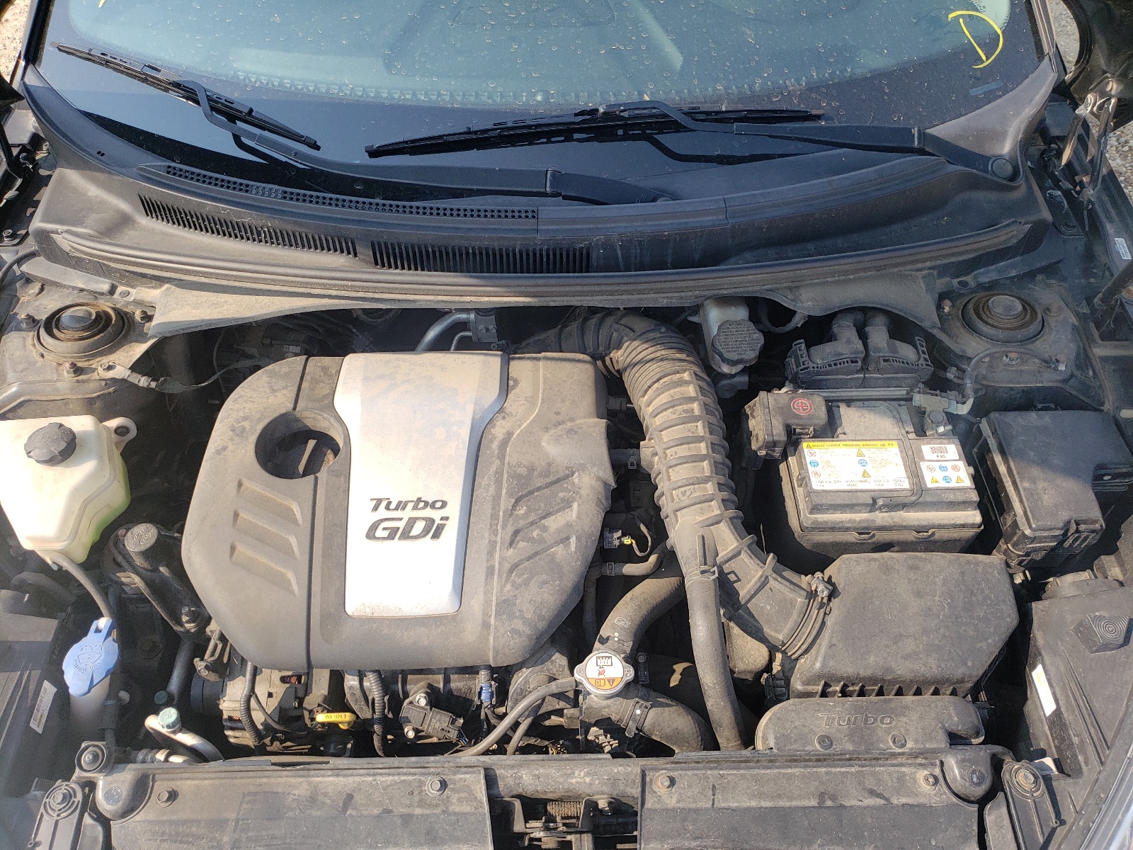 Photo 7 from auction – 2014 HYUNDAI VELOSTER T with VIN KMHTC6AE0EU185275