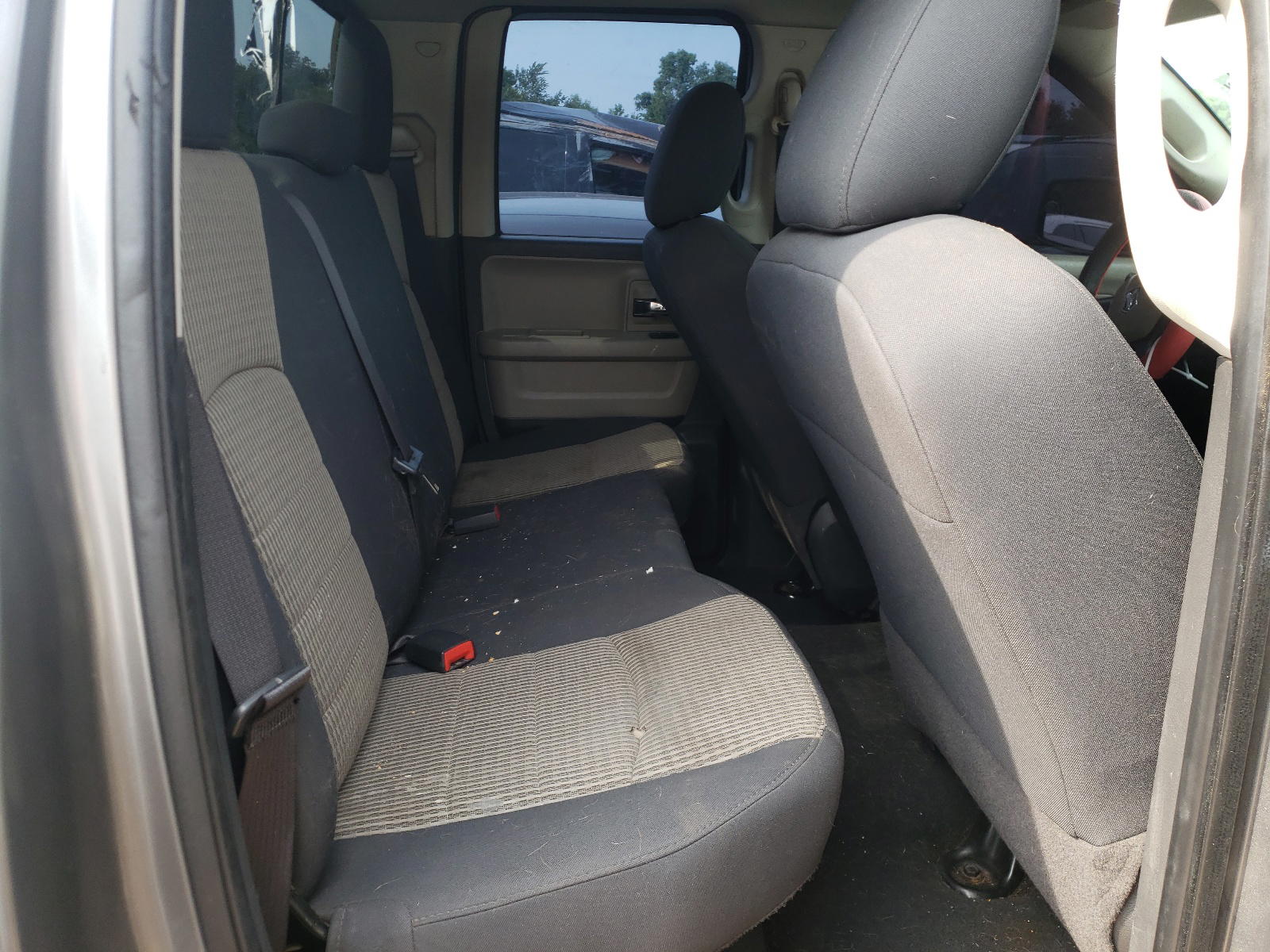 Photo 6 from auction – 2011 DODGE RAM 1500 with VIN 1D7RB1GP4BS586161