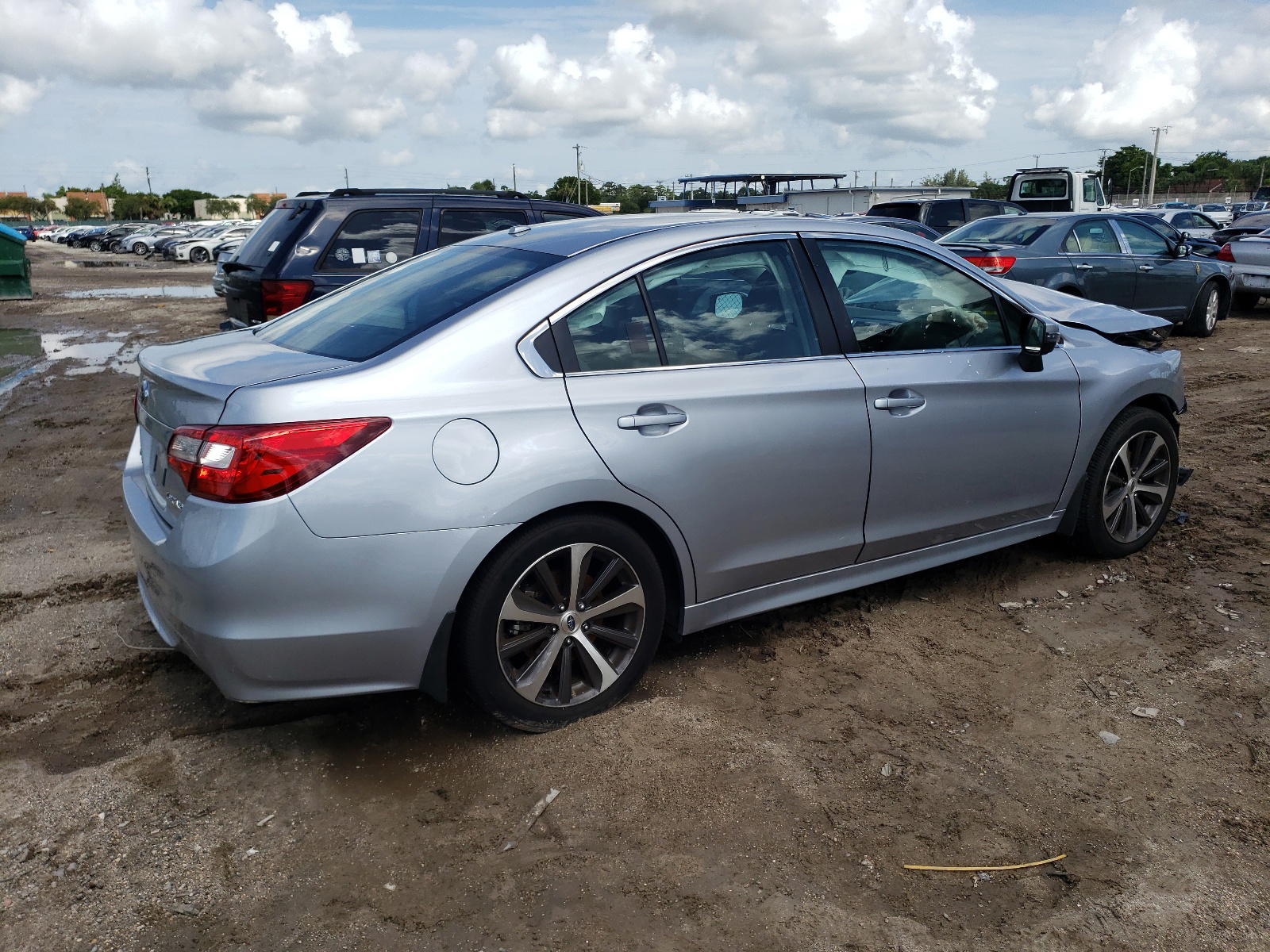 Photo 17 from auction – 2015 SUBARU LEGACY 2.5 with VIN 4S3BNBN69F3043570