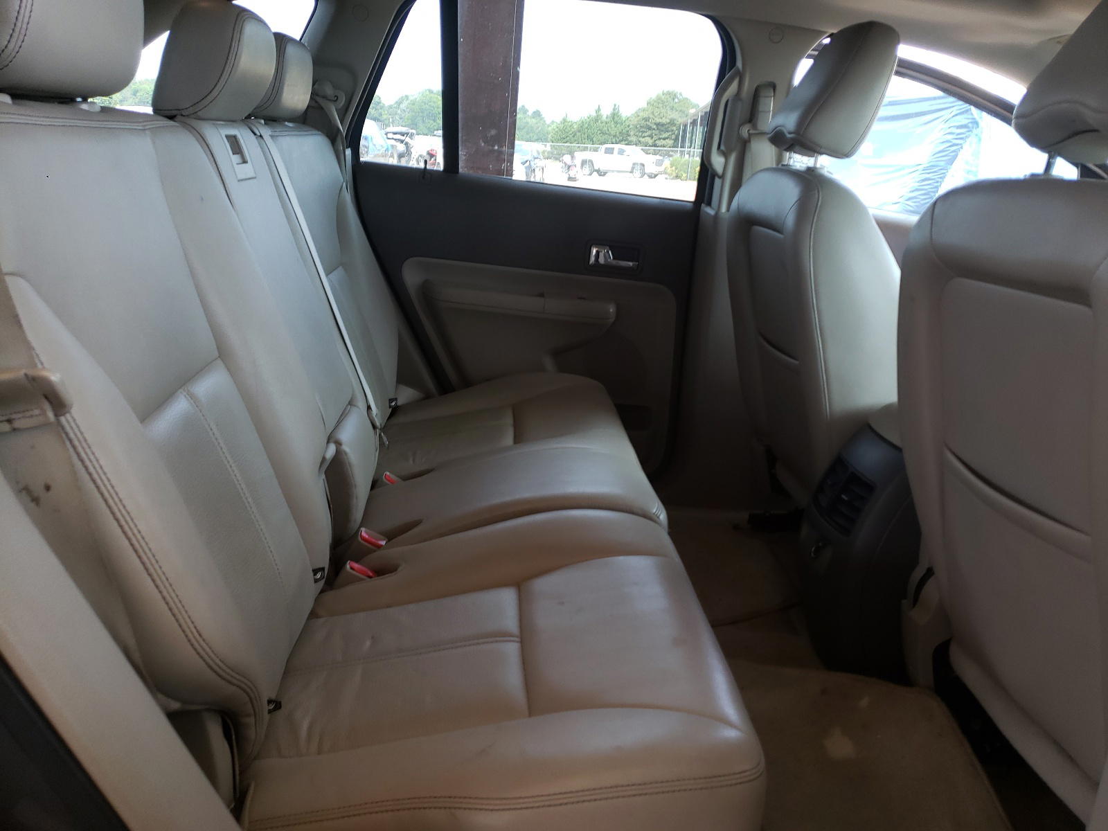 Photo 6 from auction – 2010 FORD EDGE LIMIT with VIN 2FMDK3KCXABA76244