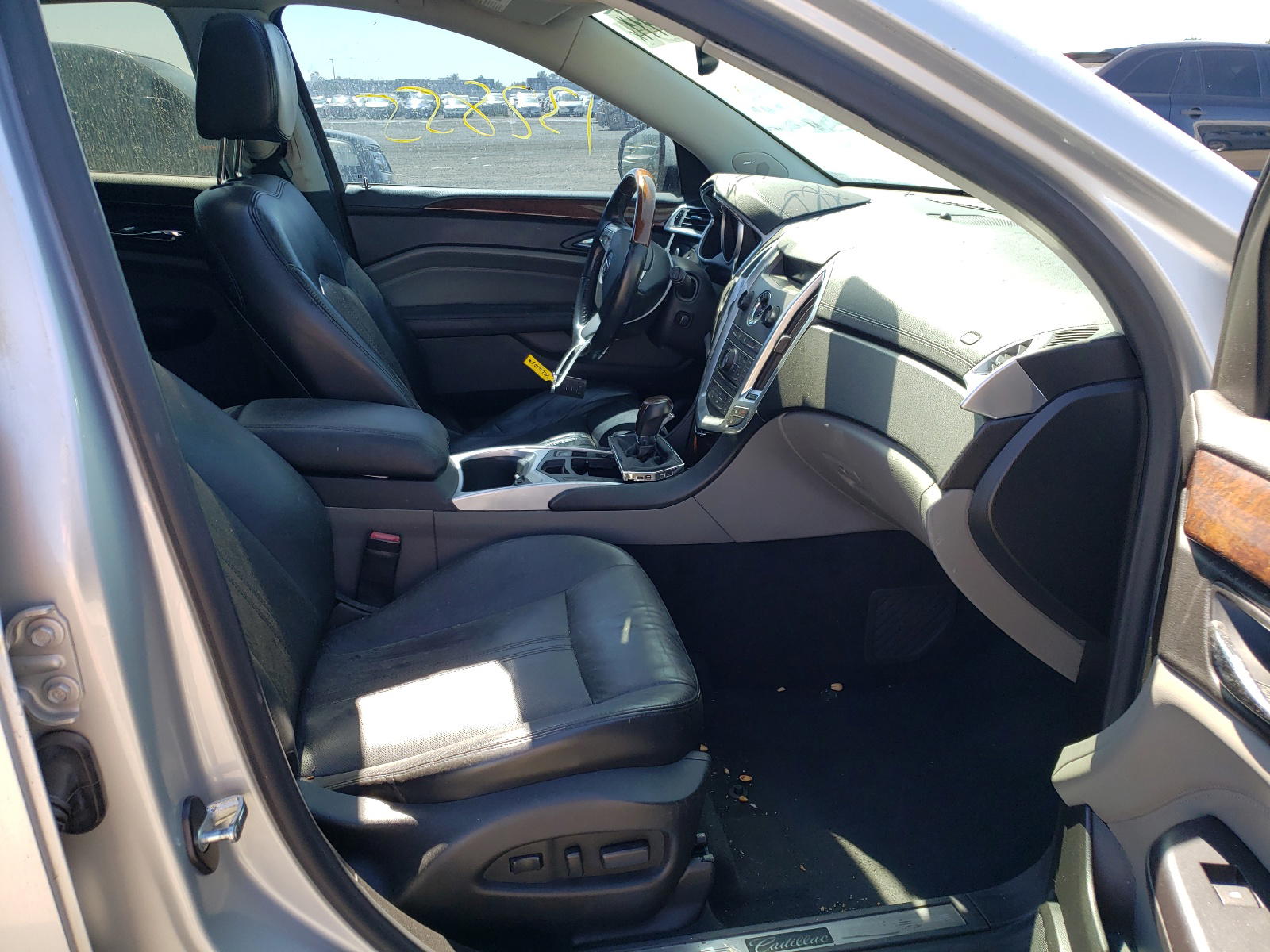 Photo 5 from auction – 2011 CADILLAC SRX PREMIU with VIN 3GYFNCEY1BS554343