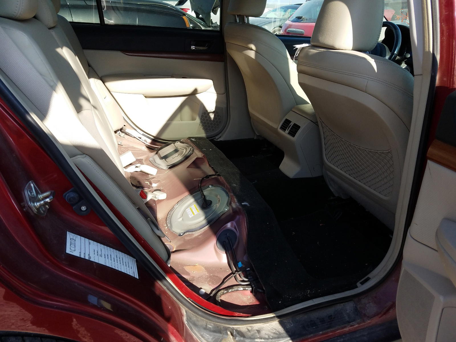 Photo 6 from auction – 2013 SUBARU OUTBACK 2. with VIN 4S4BRBKC9D3278218