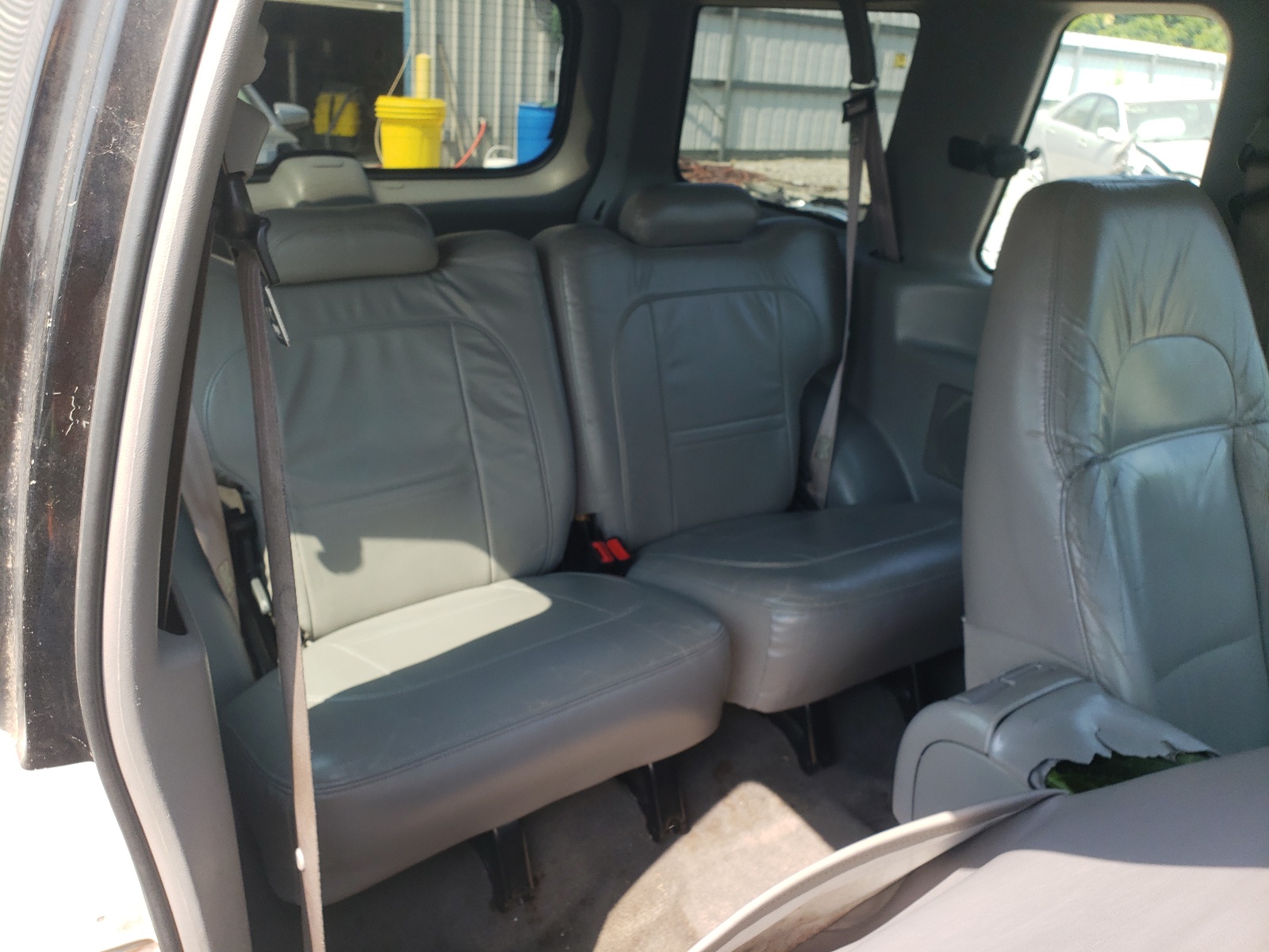 Zdjęcie 6 z aukcji – 2000 FORD EXPLORER S z VIN 1FMYU60X2YUA71031