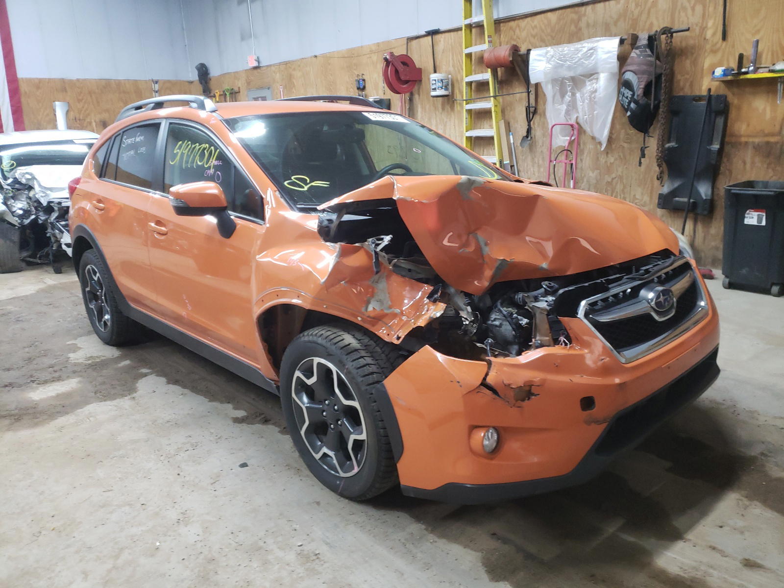 SUBARU XV CROSSTR 2015 with VIN JF2GPAMC2F8273103 - Photo from auction