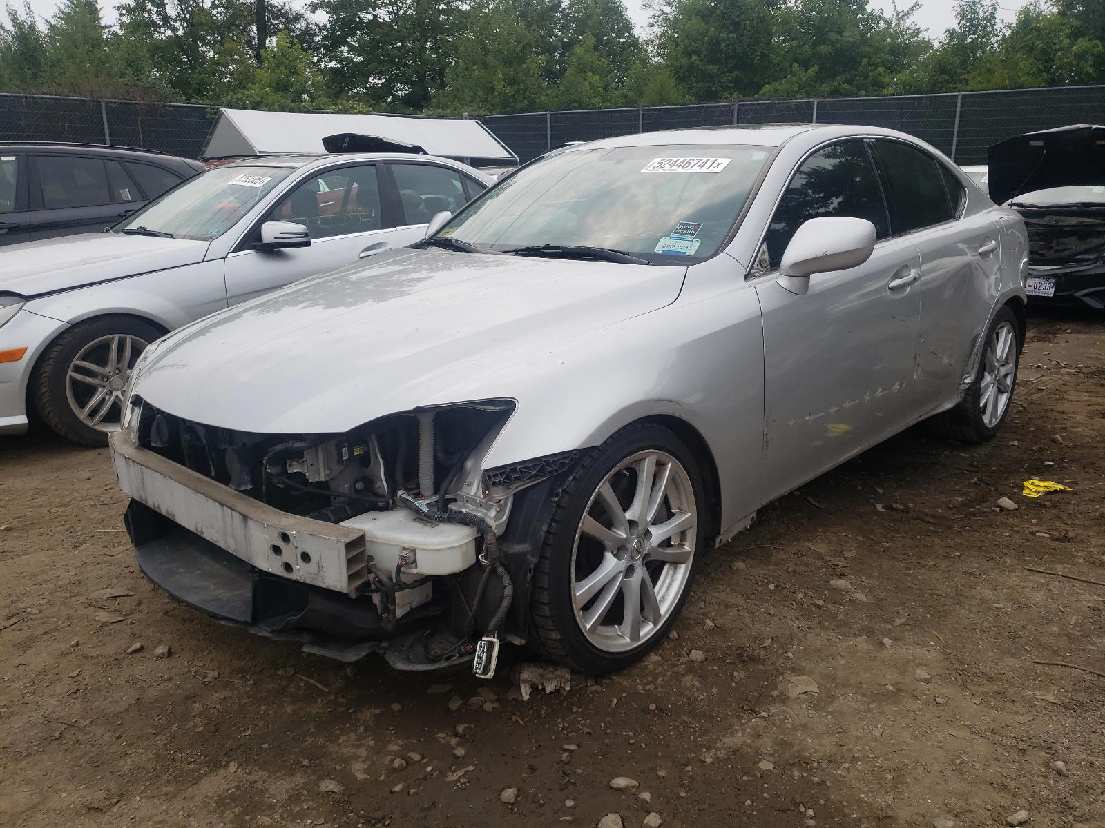 Photo 2 from auction – 2007 LEXUS IS 350 with VIN JTHBE262575012946