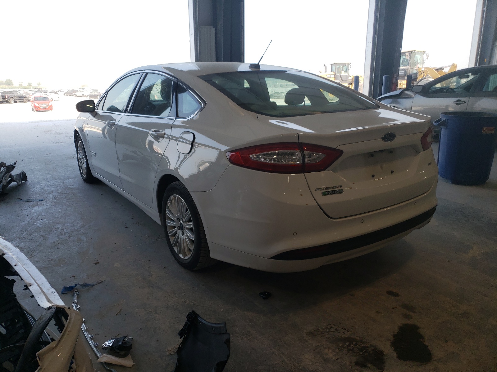 Photo 3 from auction – 2014 FORD FUSION SE with VIN 3FA6P0PU0ER299520