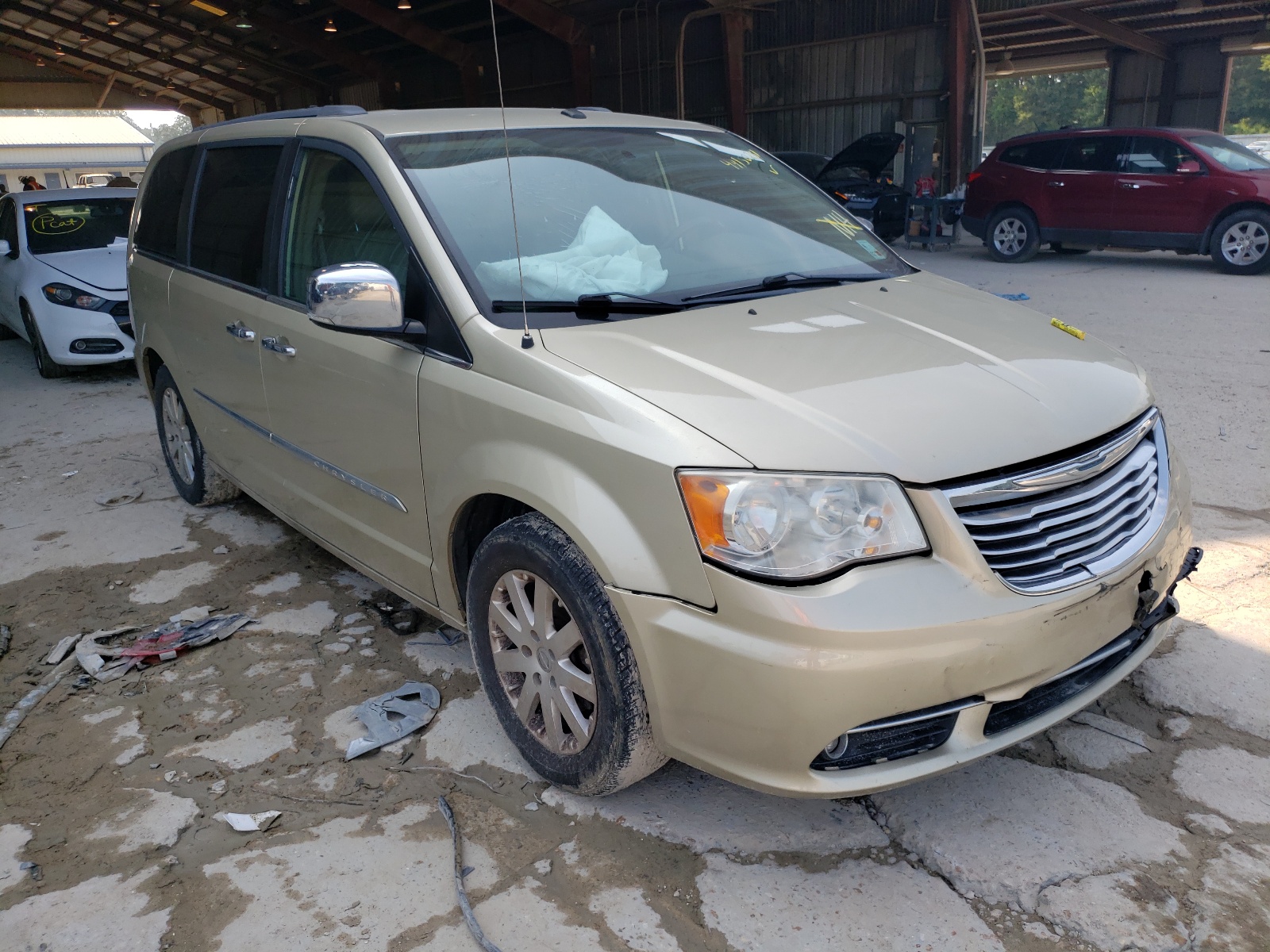 Фото 1 с аукциона – 2011 CHRYSLER TOWN & COU с VIN 2A4RR8DG7BR705013