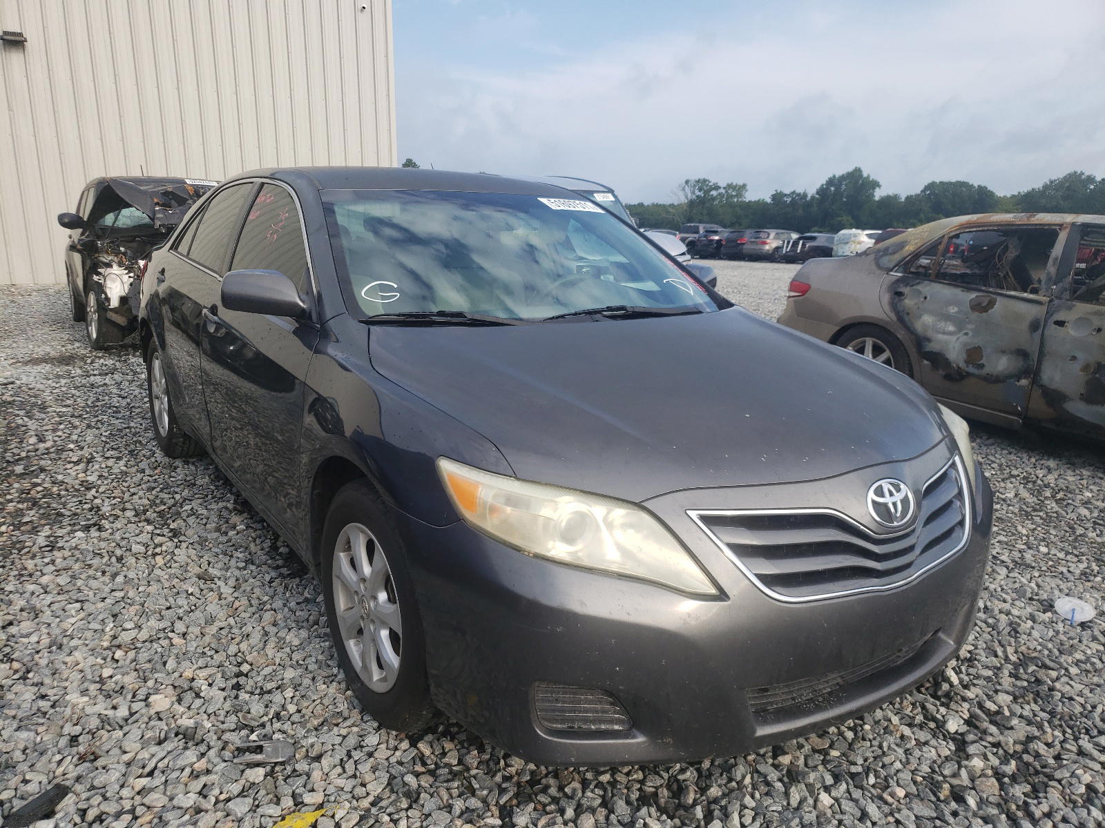 TOYOTA CAMRY BASE 2011 with VIN 4T1BF3EK3BU152686 - Photo from auction