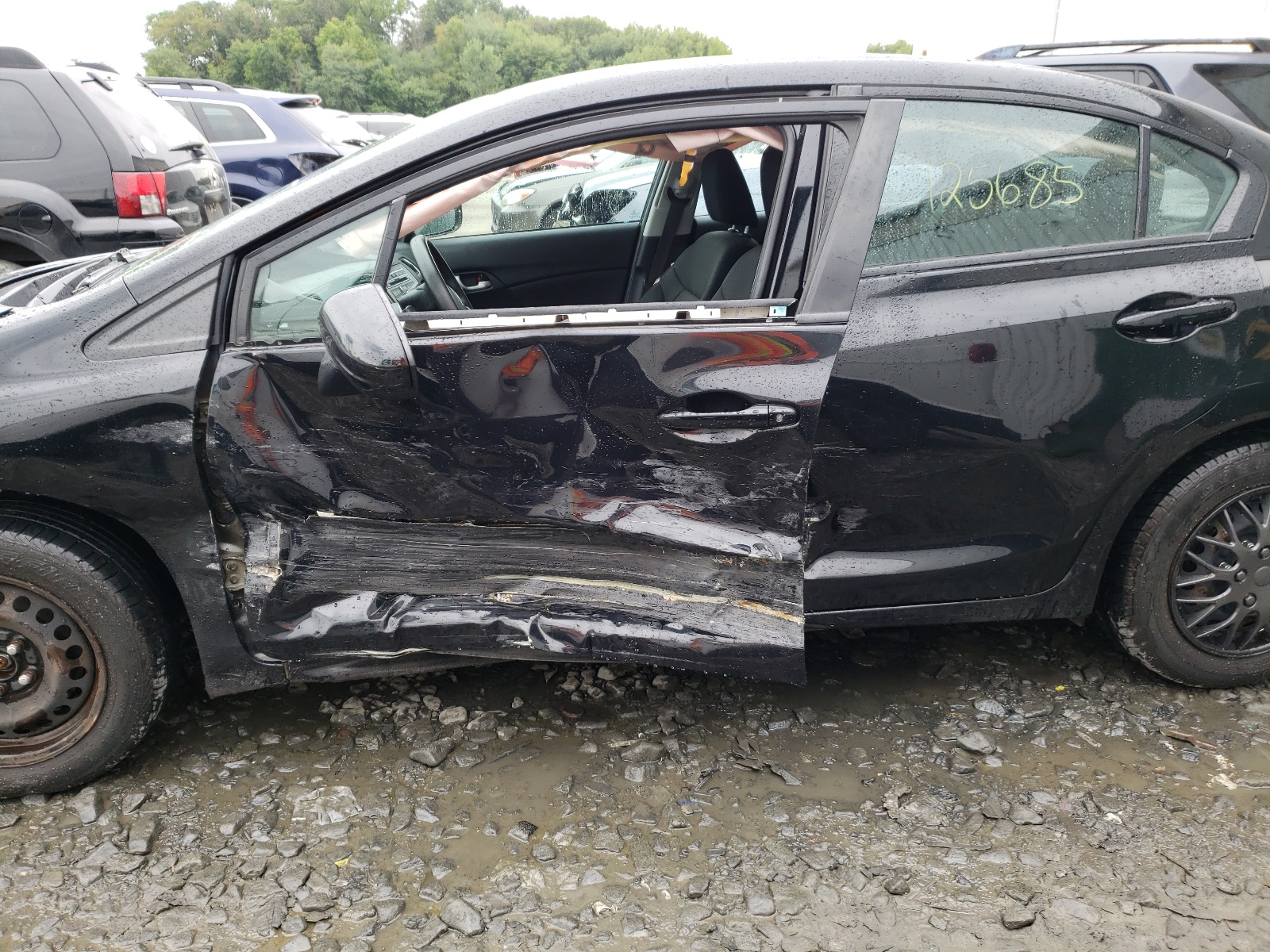 Photo 9 from auction – 2014 HONDA CIVIC LX with VIN 2HGFB2F50EH555361