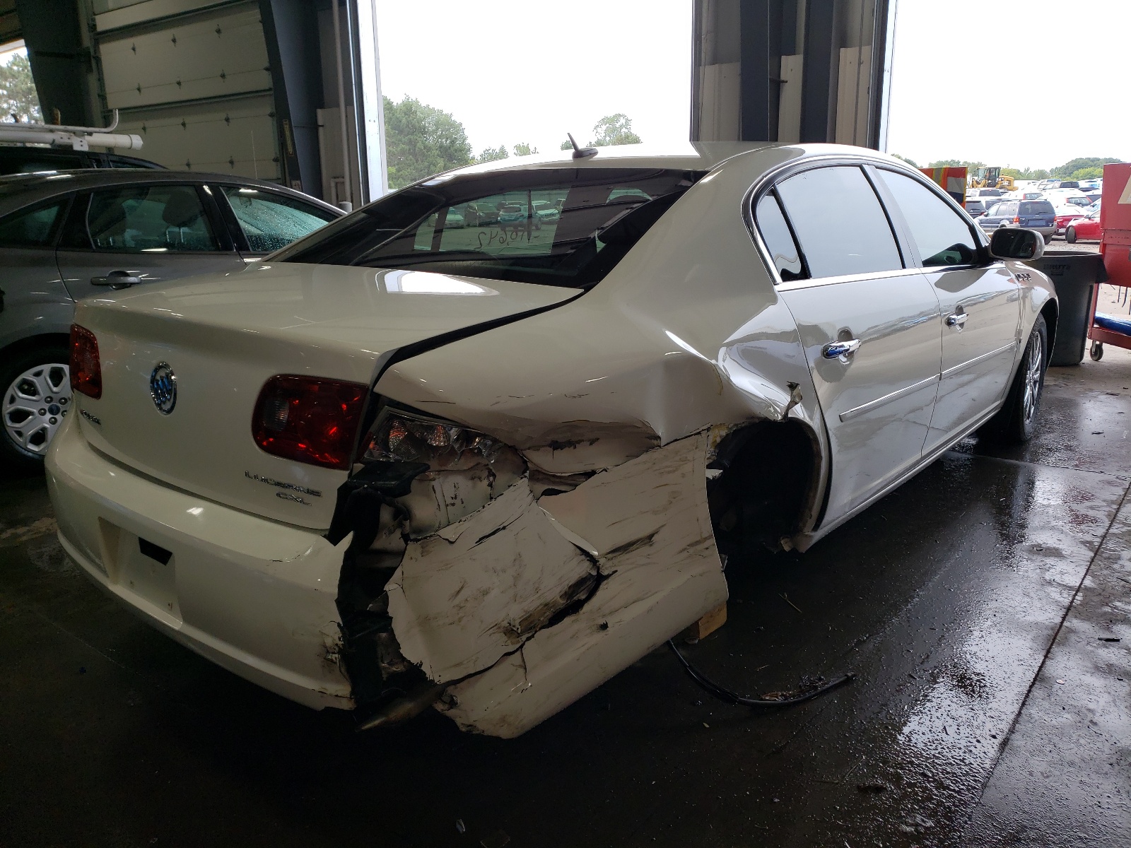 Photo 4 from auction – 2008 BUICK LUCERNE CX with VIN 1G4HD572X8U103387