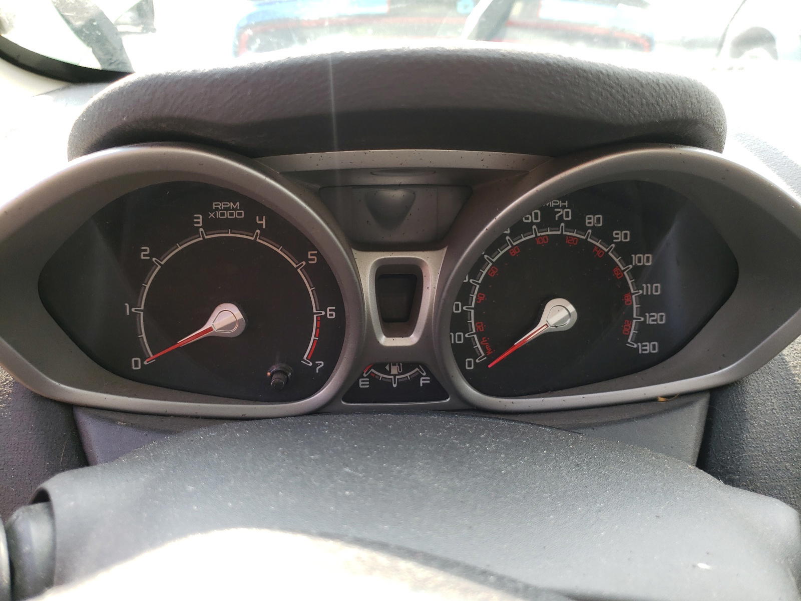 Photo 8 from auction – 2011 FORD FIESTA SE with VIN 3FADP4EJ7BM156600