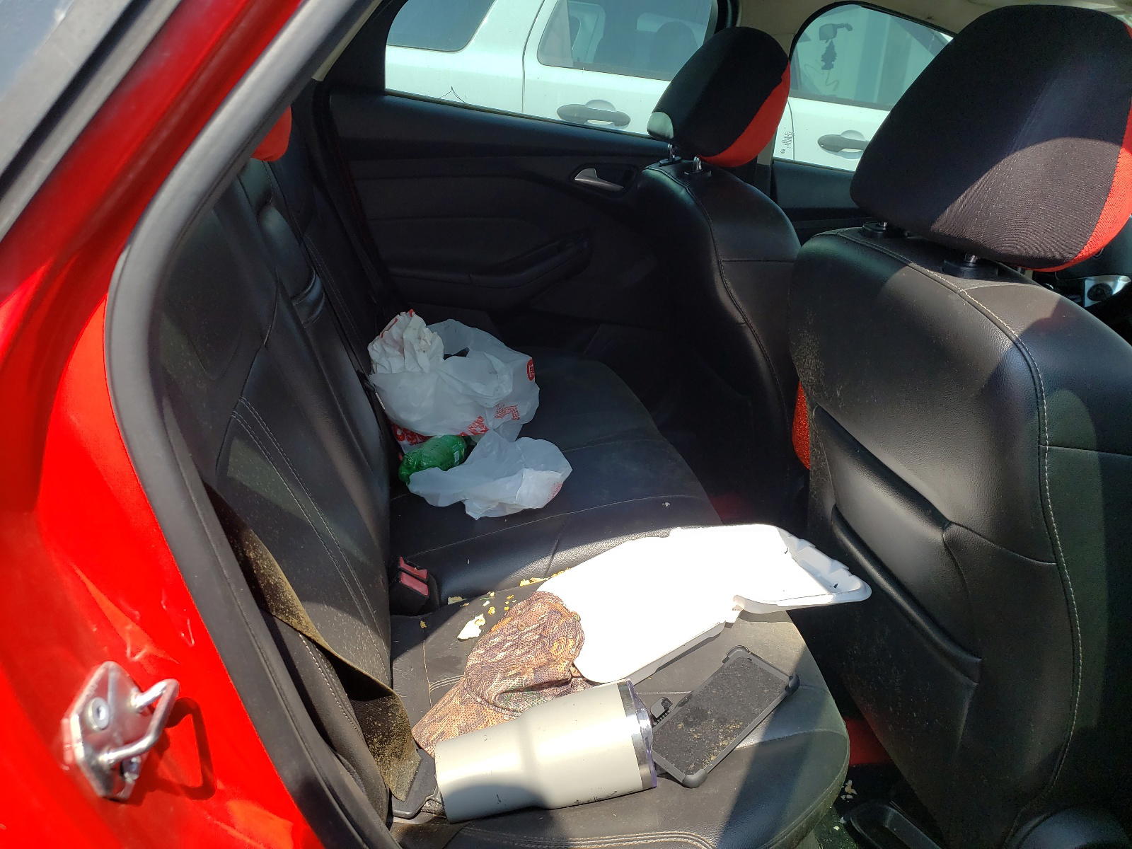 Photo 6 from auction – 2013 FORD FOCUS SE with VIN 1FADP3F27DL117737