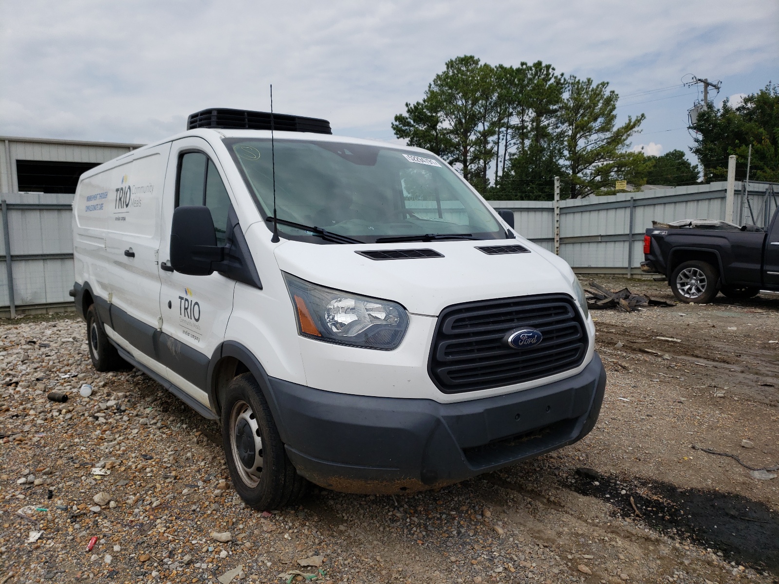 صورة رقم 1 من المزاد - 2015 FORD TRANSIT T- مع VIN 1FTNE9ZM2FKB29467