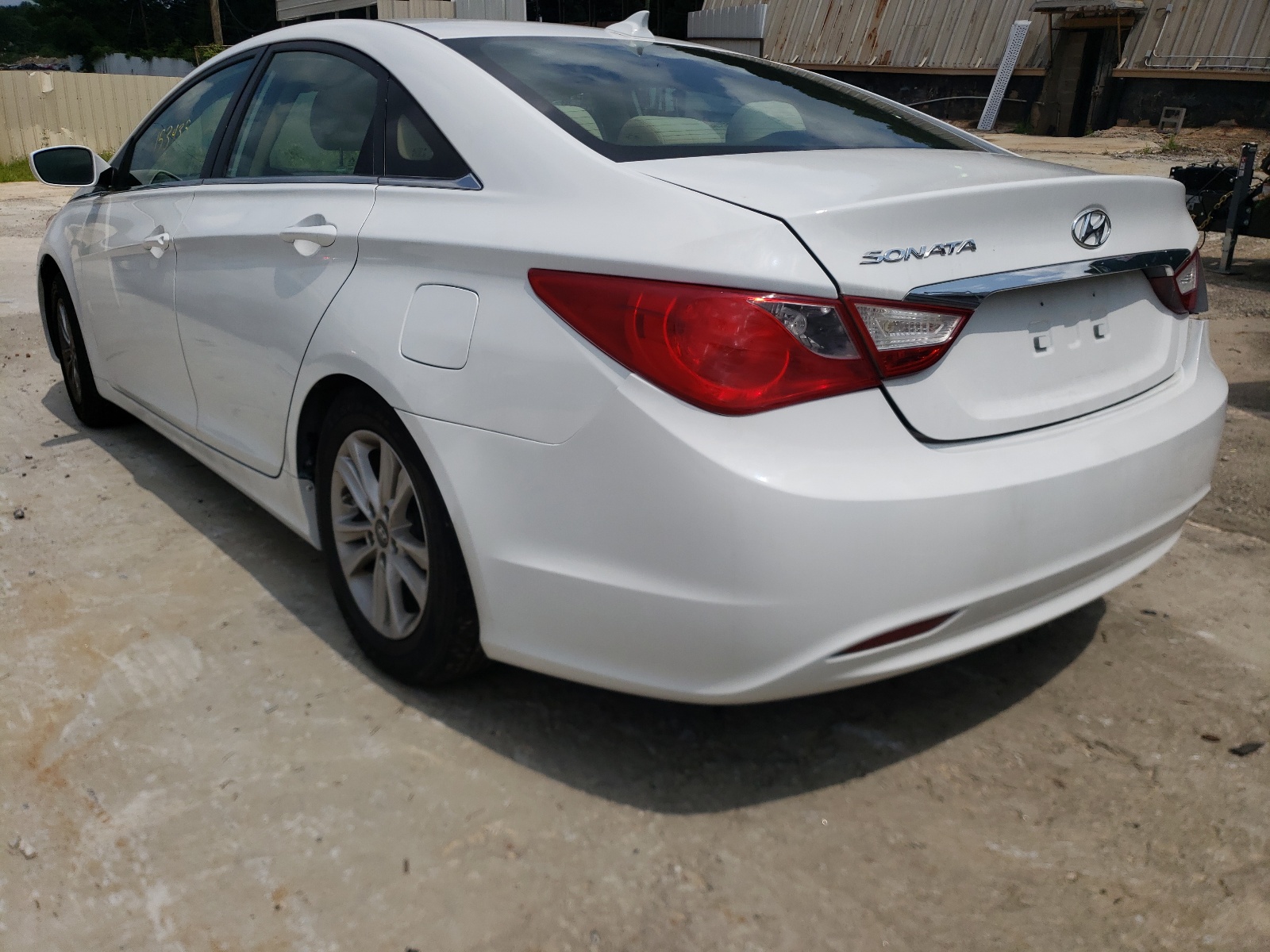 Photo 3 from auction – 2013 HYUNDAI SONATA GLS with VIN 5NPEB4AC8DH756698