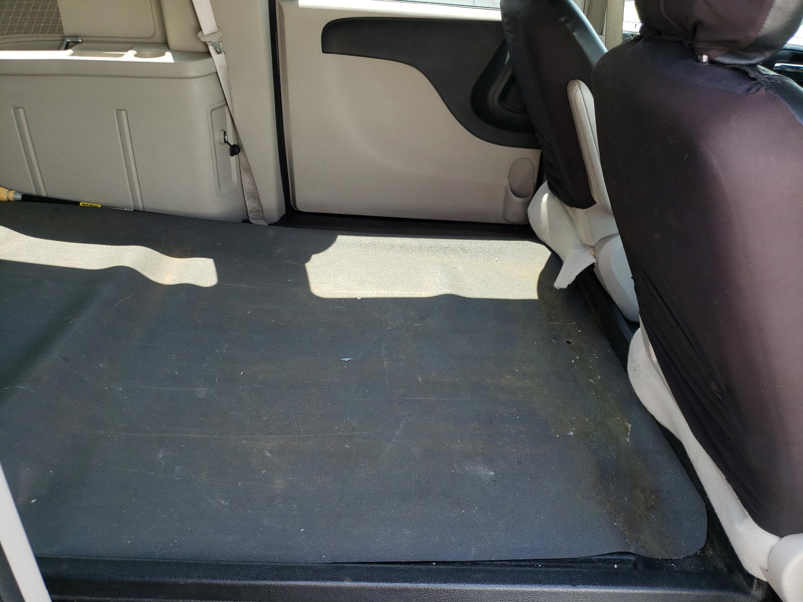 Photo 6 from auction – 2013 DODGE GRAND CARA with VIN 2C4RDGBG4DR719083