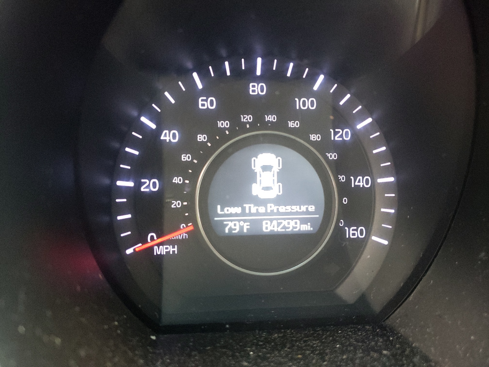 Фото 8 с аукциона – 2014 KIA OPTIMA EX с VIN 5XXGN4A79EG317686