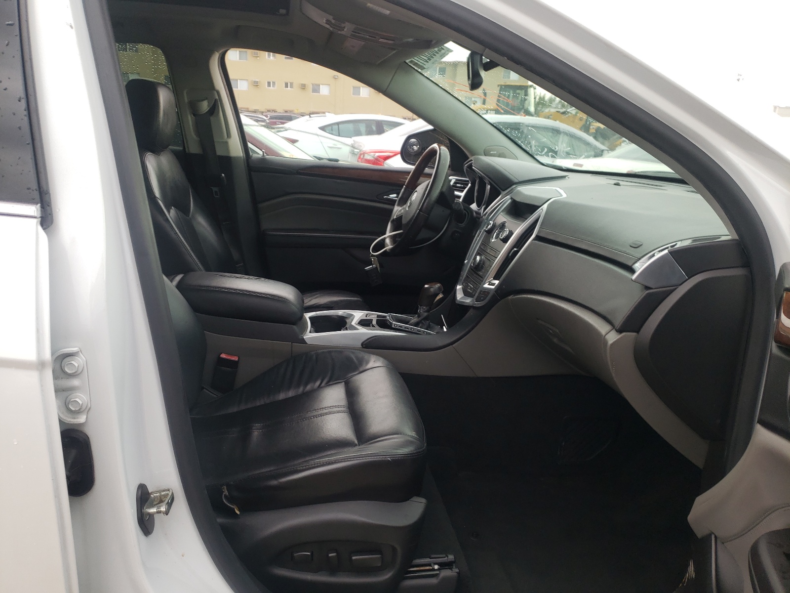 Photo 5 from auction – 2011 CADILLAC SRX PERFOR with VIN 3GYFNBEY4BS594264